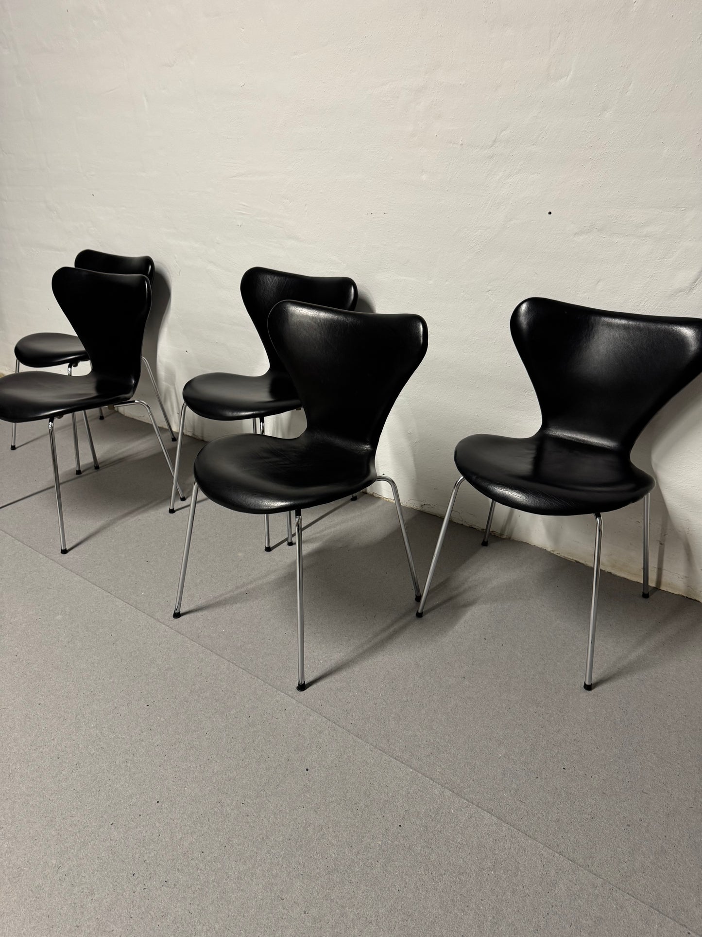 Arne Jacobsen ‘Syveren/3107’ Fritz Hansen.