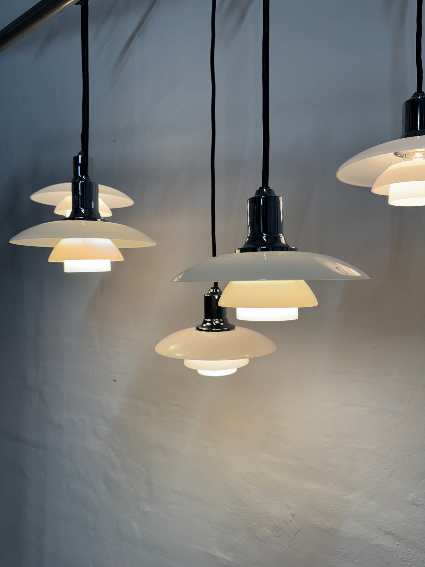 Poul Henningsen, “PH 2/1” Louis Poulsen.