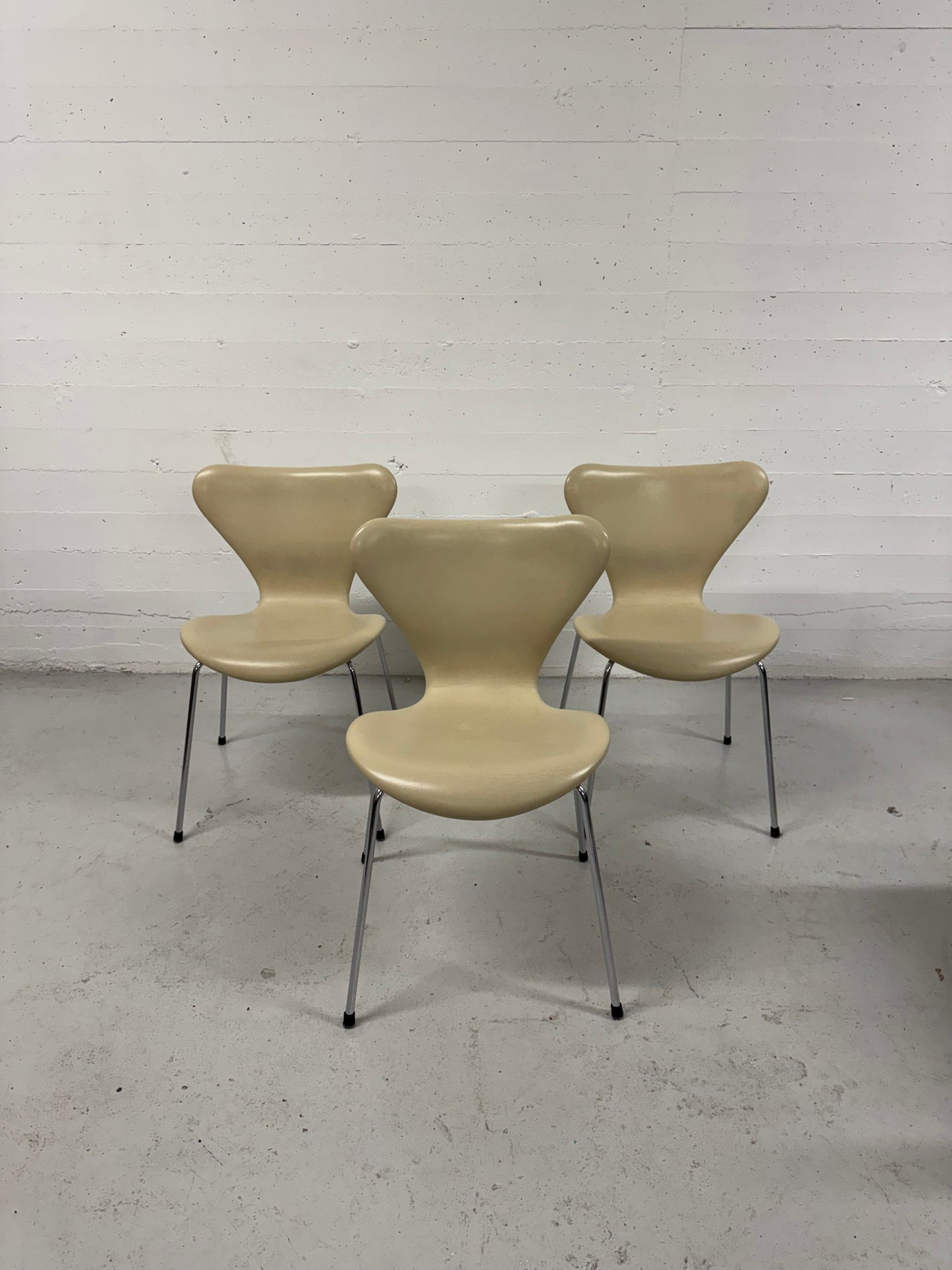 Arne Jacobsen ‘Syveren/3107’ Fritz Hansen.