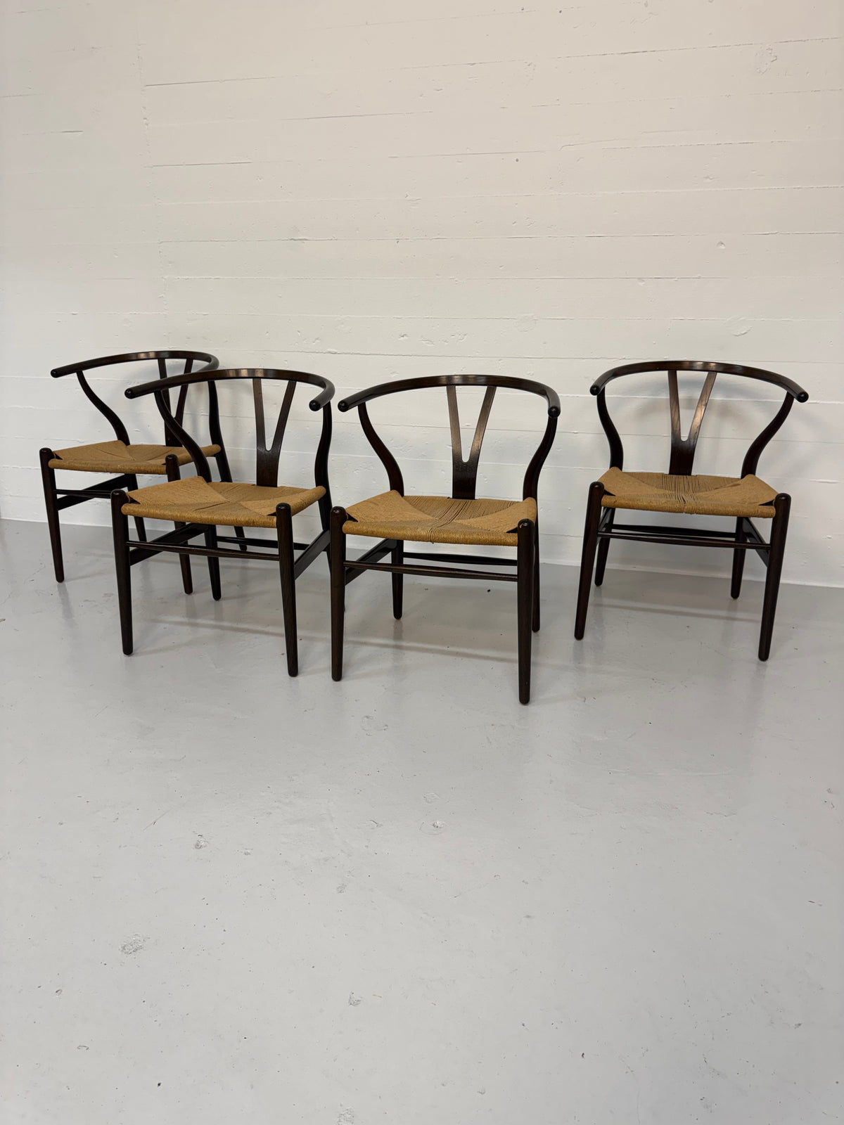 Hans J. Wegner ‘CH-24’ Carl Hansen & Søn.