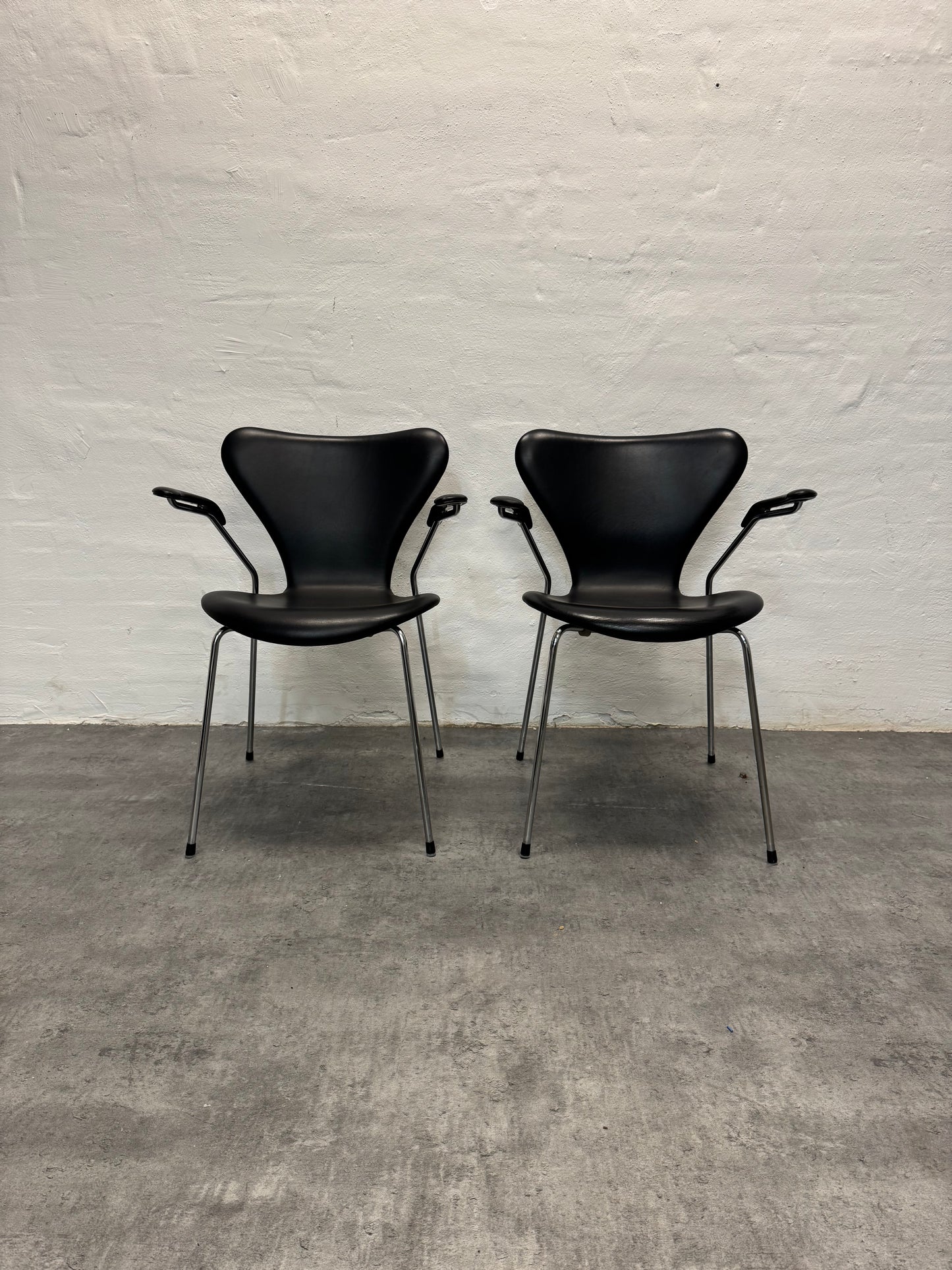 Arne Jacobsen ‘3207’ Fritz Hansen.