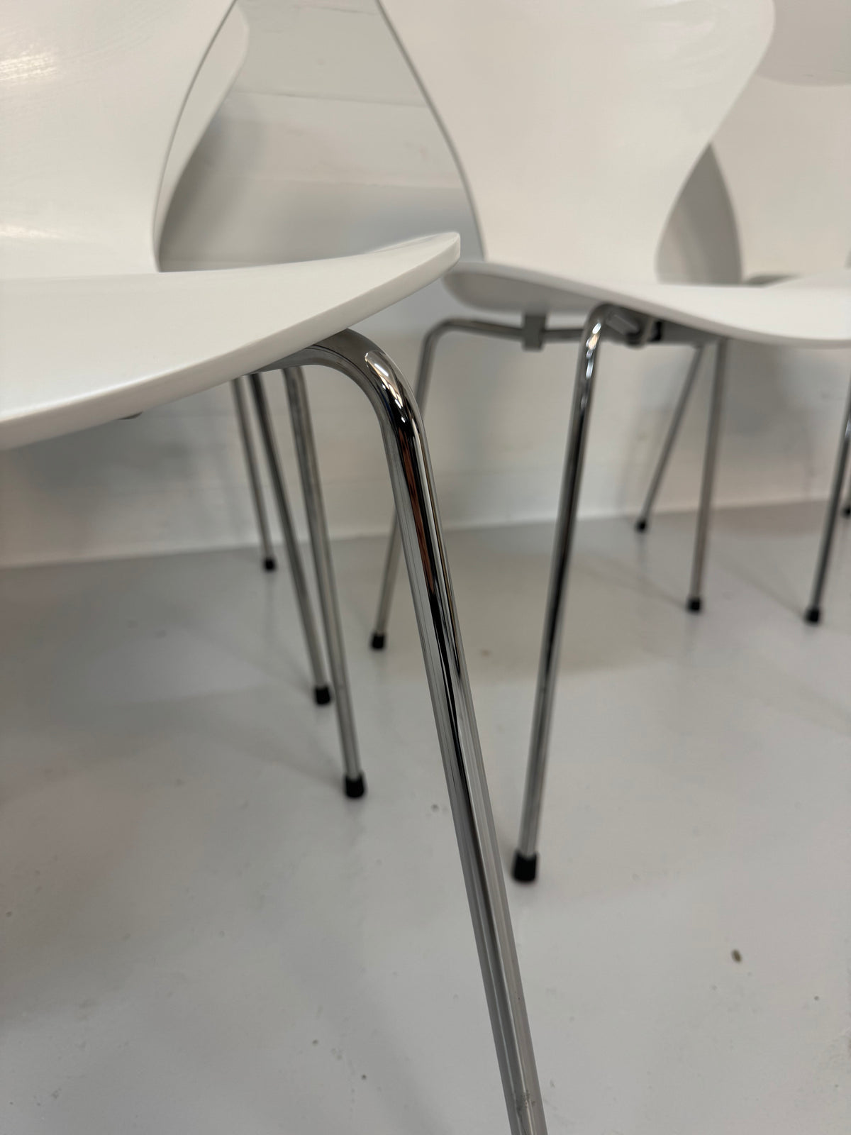 Arne Jacobsen ‘3107’ Fritz Hansen.