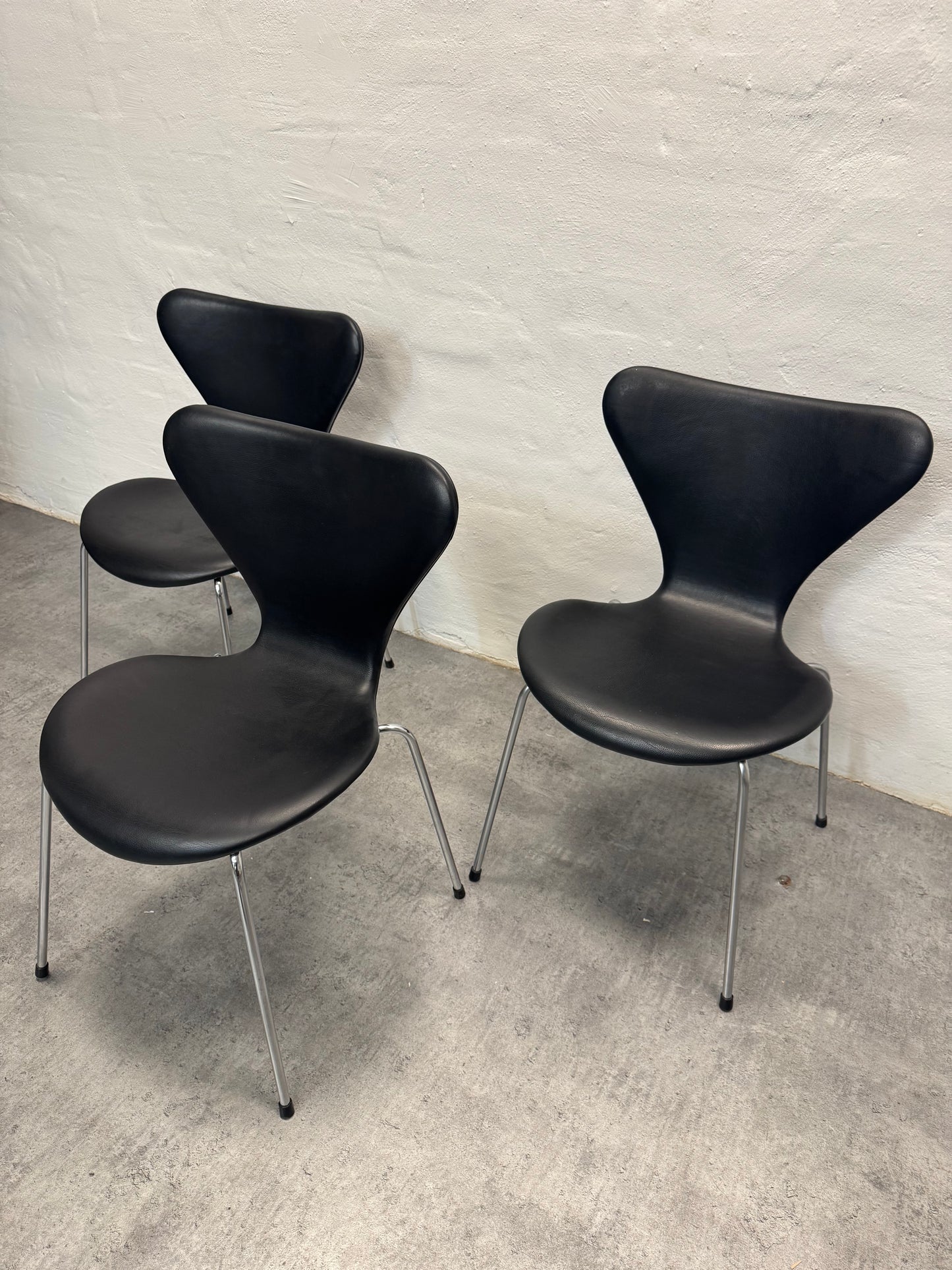 Arne Jacobsen ‘Syveren/3107’ Fritz Hansen.