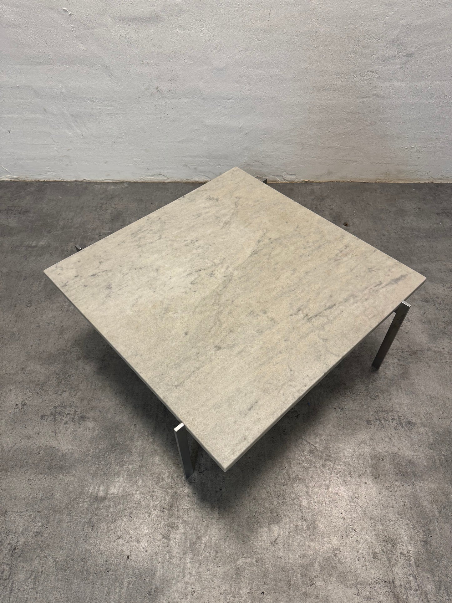 Poul Kjærholm ‘PK-61’ Fritz Hansen.