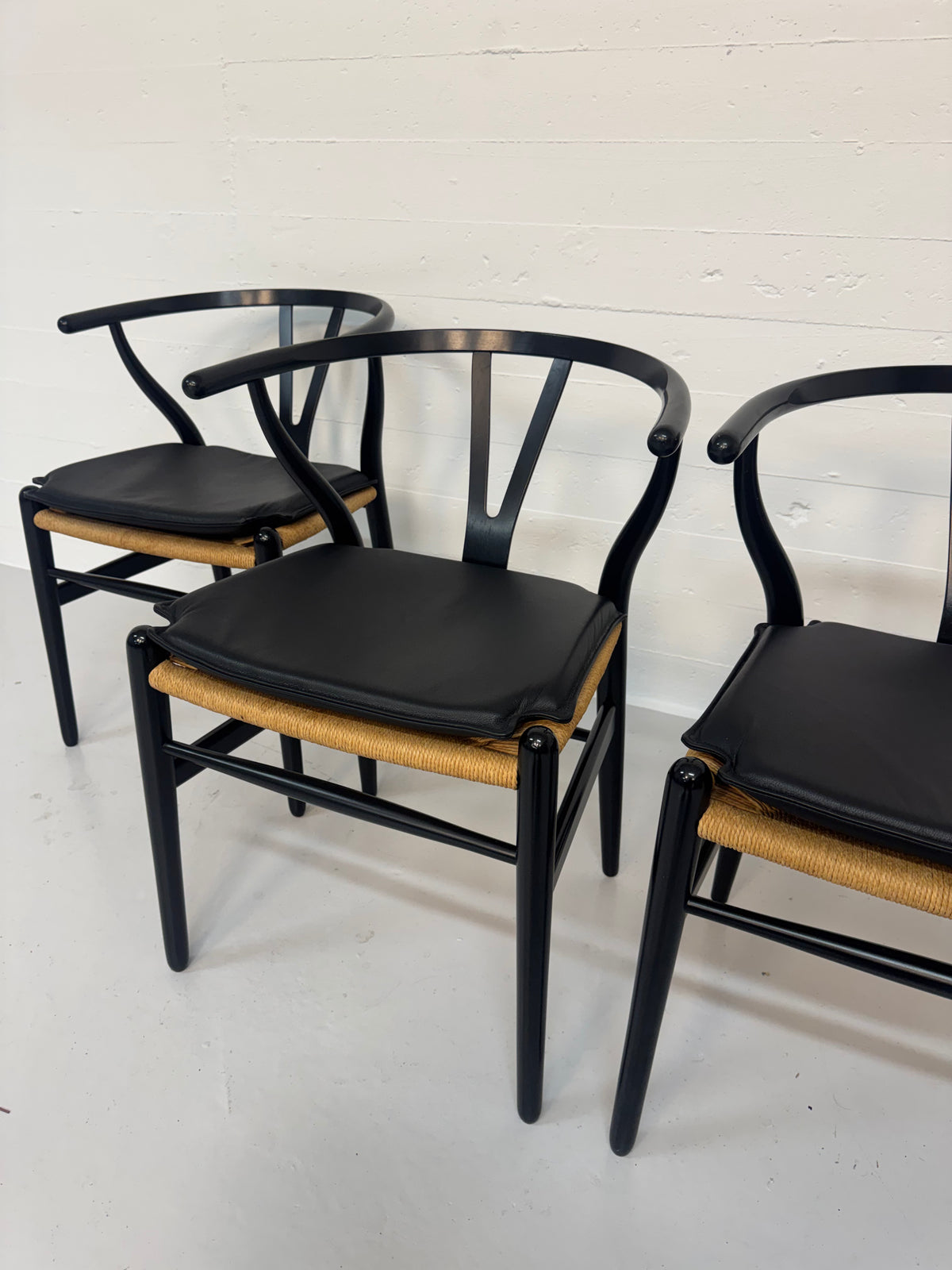 Hans J. Wegner ‘CH-24’ Carl Hansen & Søn.