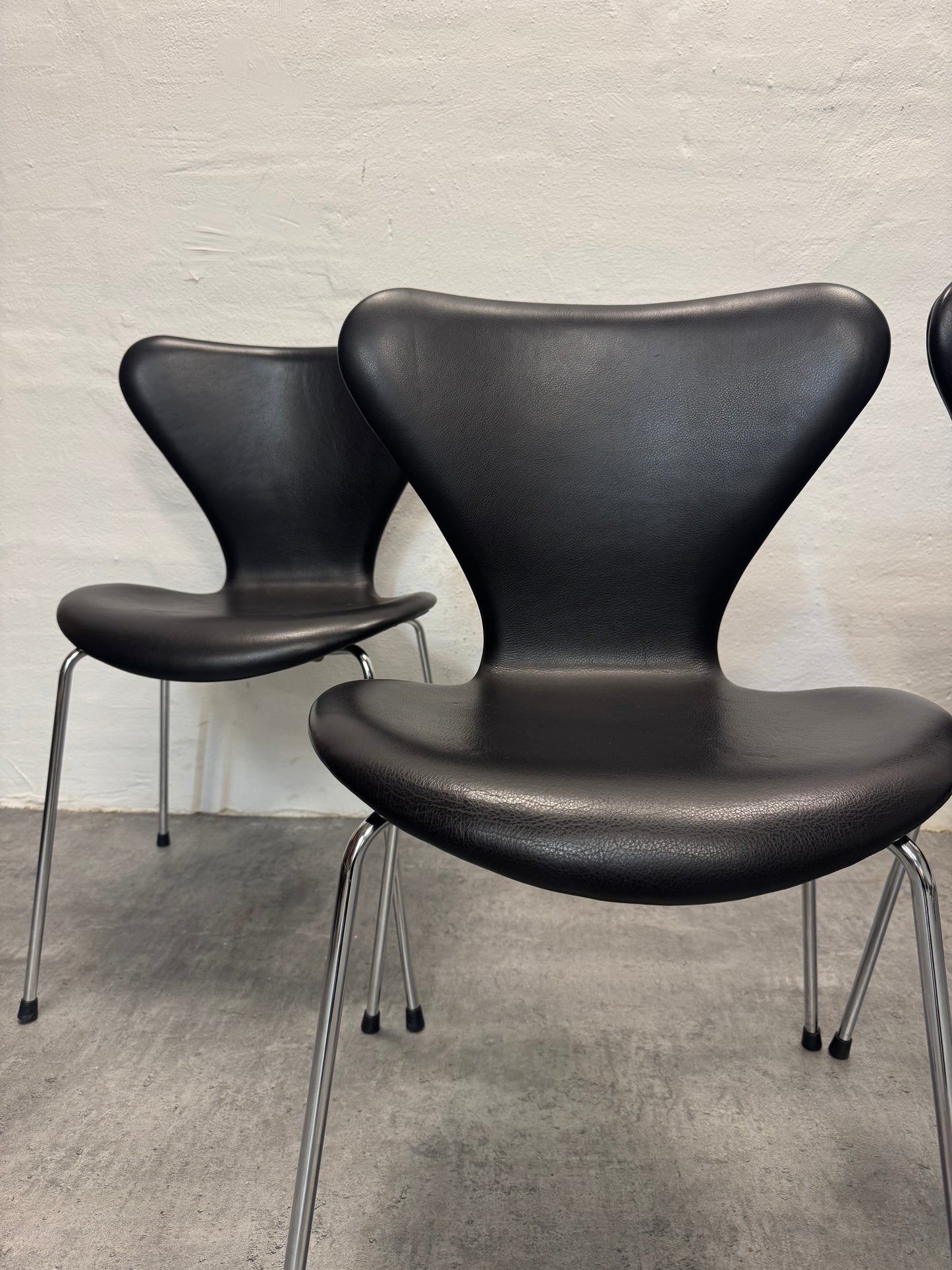 Arne Jacobsen ‘3107’ Fritz Hansen.