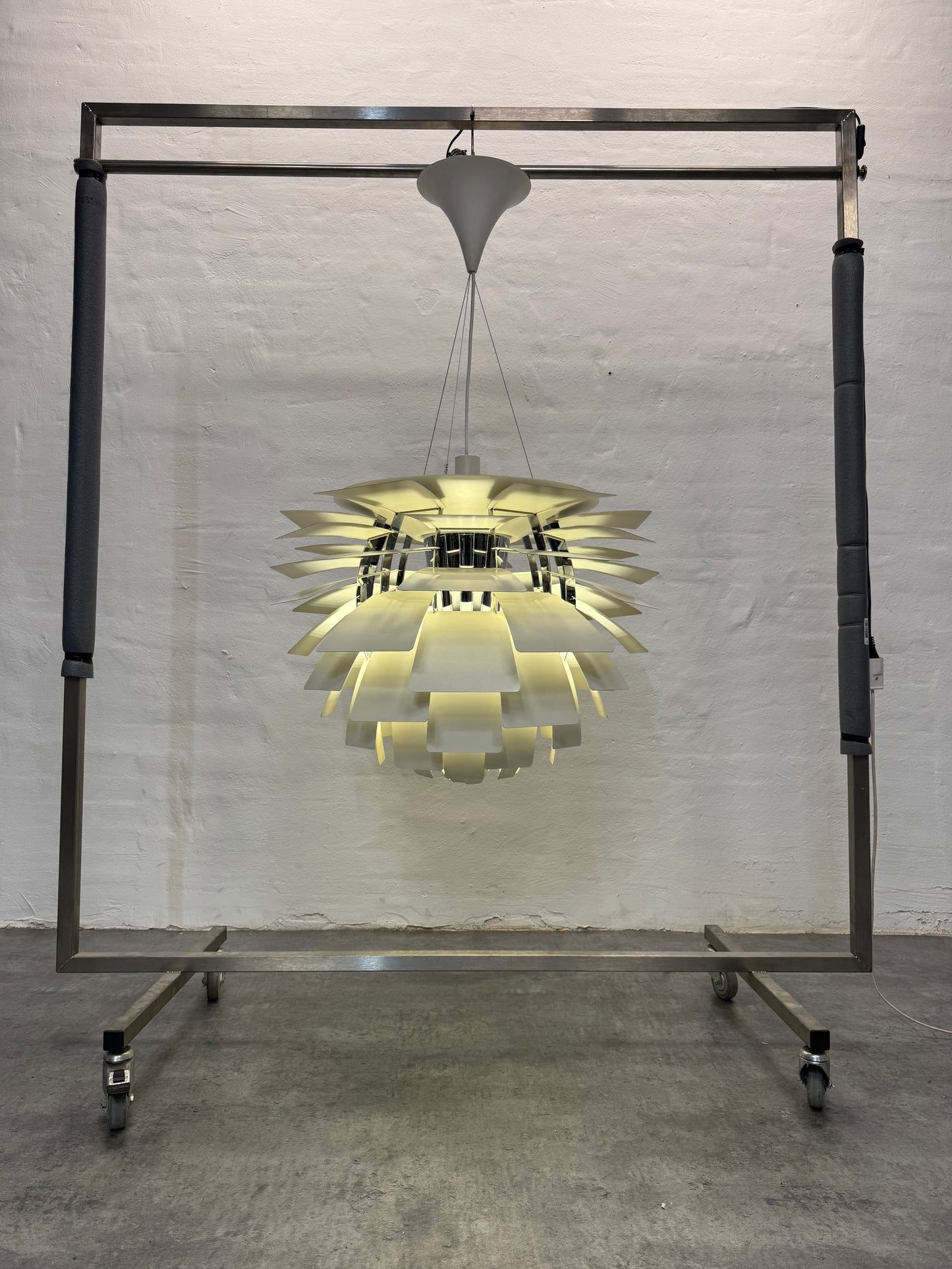 Poul Henningsen ‘Koglen’ Ø72 cm, hvid.