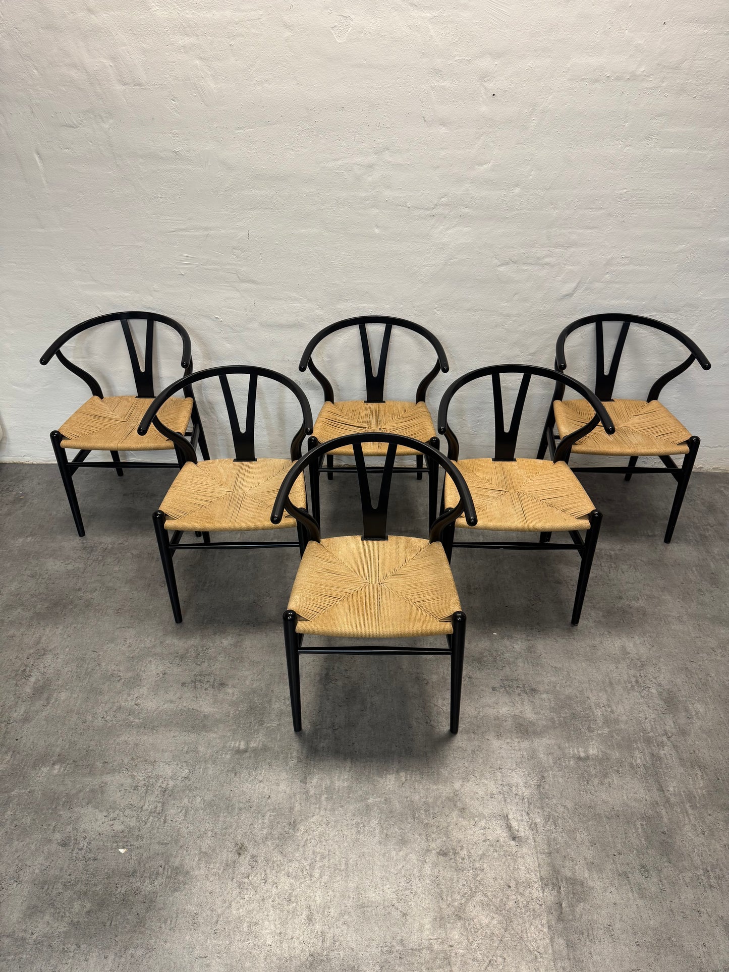 Hans J. Wegner ‘CH-24’ Carl Hansen & Søn.