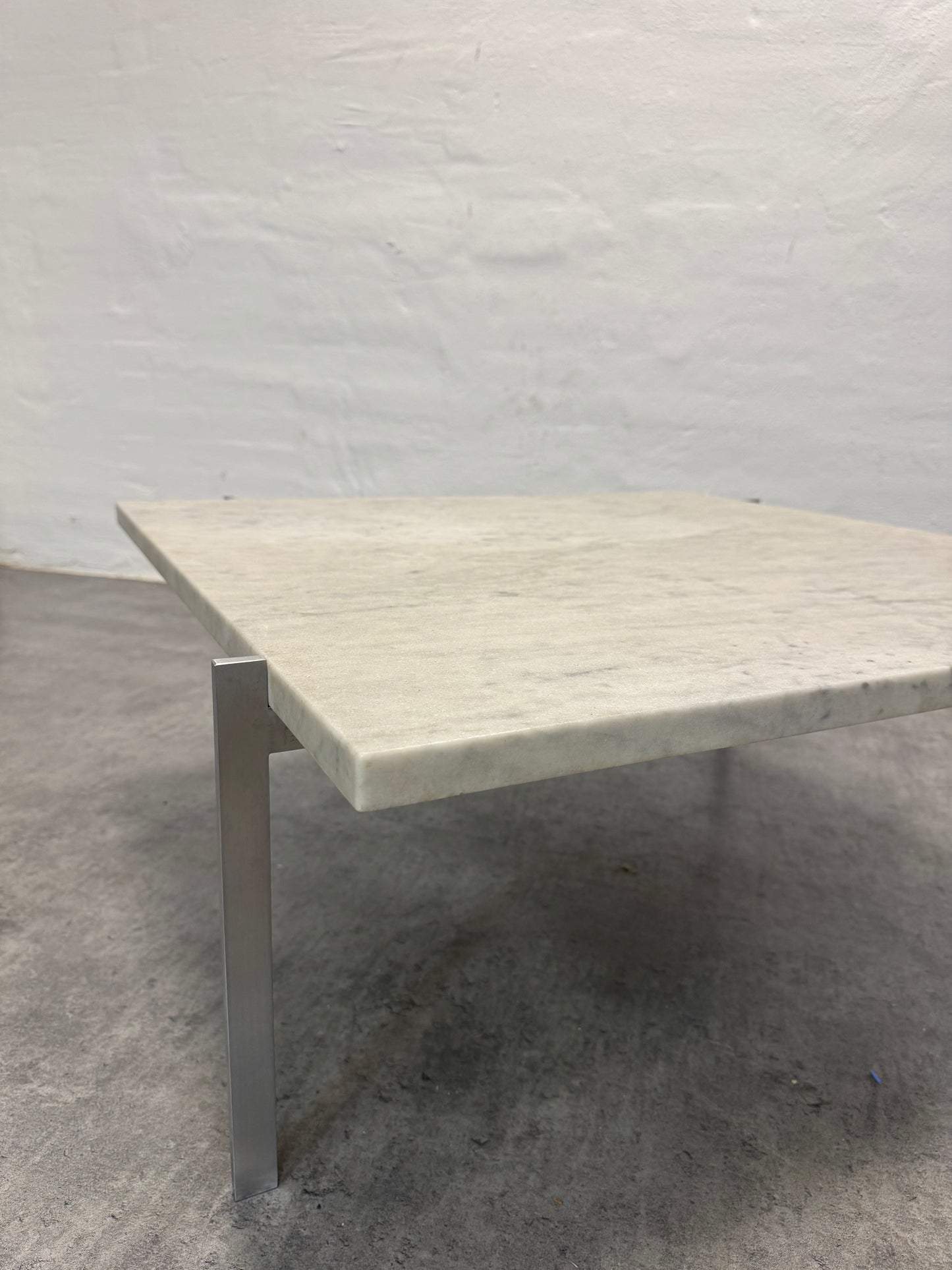 Poul Kjærholm ‘PK-61’ Fritz Hansen.