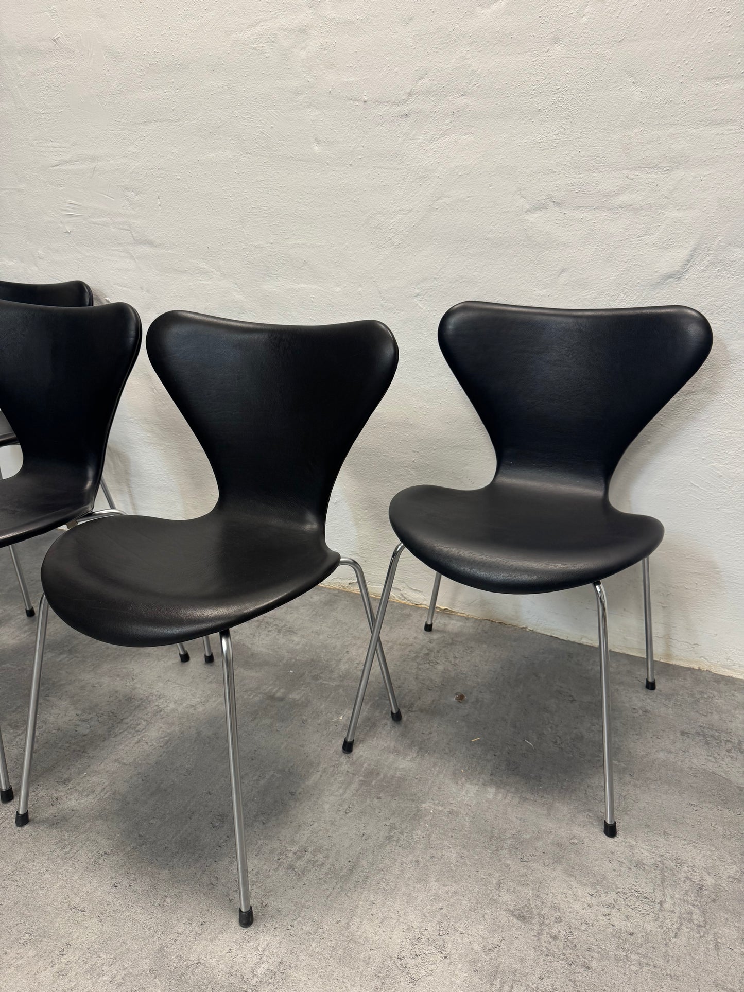 Arne Jacobsen ‘Syveren/3107’ Fritz Hansen.