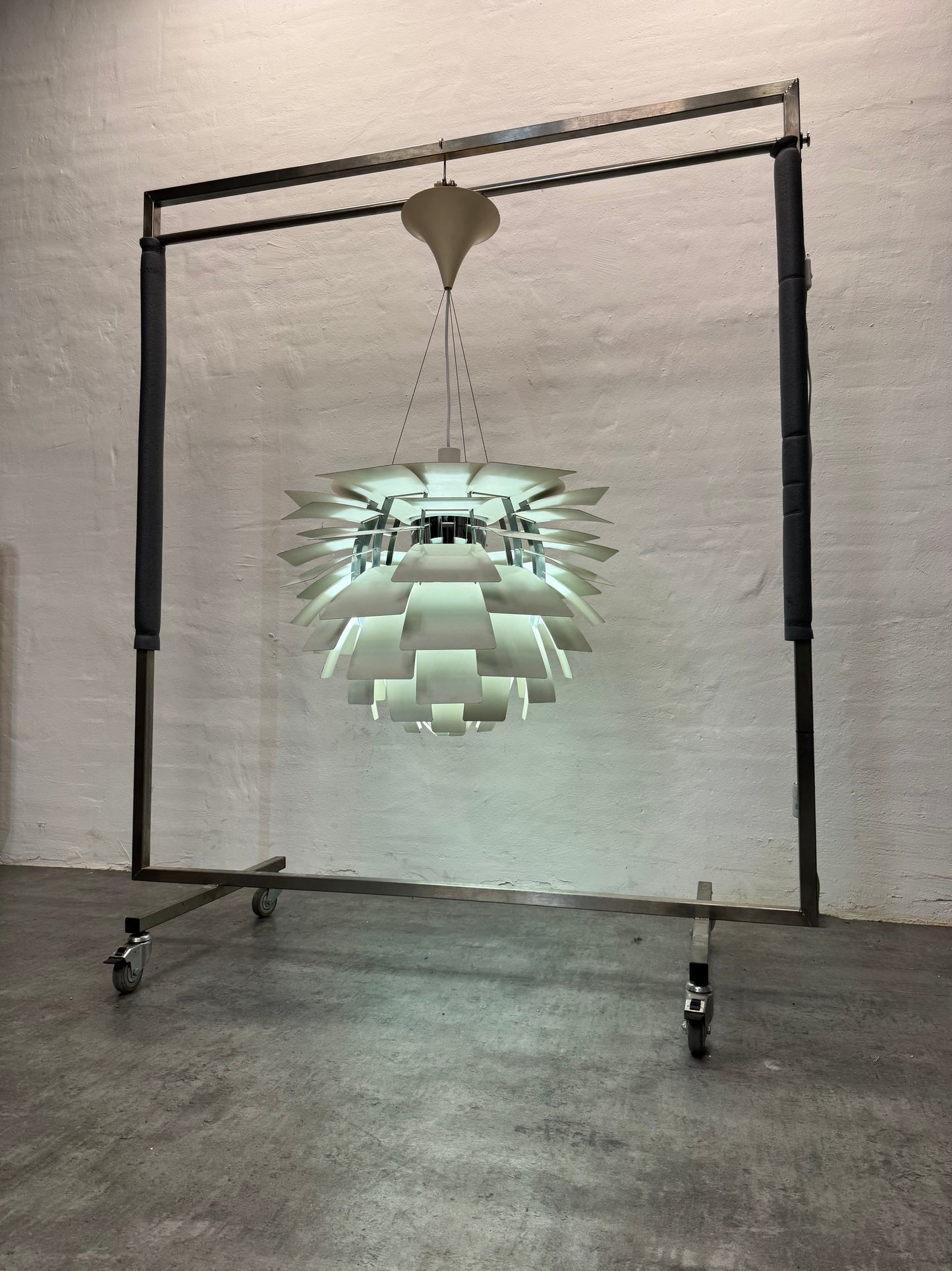 Poul Henningsen ‘Koglen’ Ø72 cm, hvid.