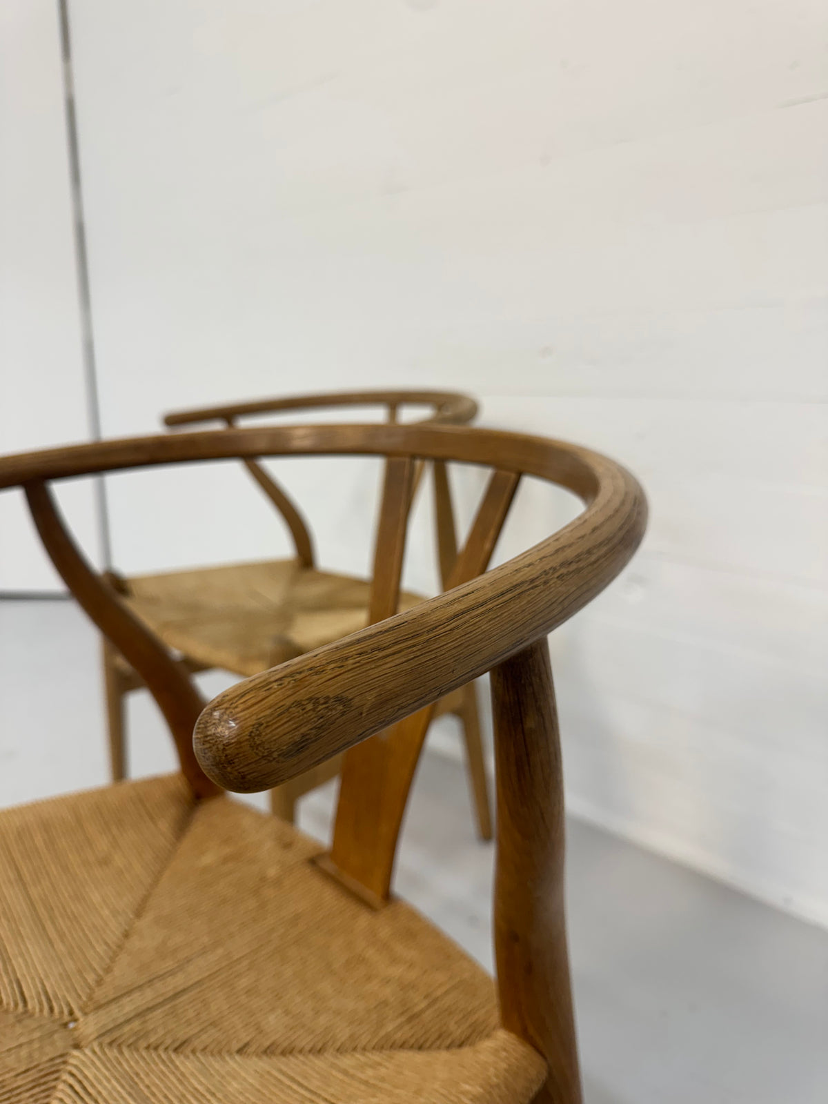 Hans J. Wegner ‘CH-24’ Carl Hansen & Søn.
