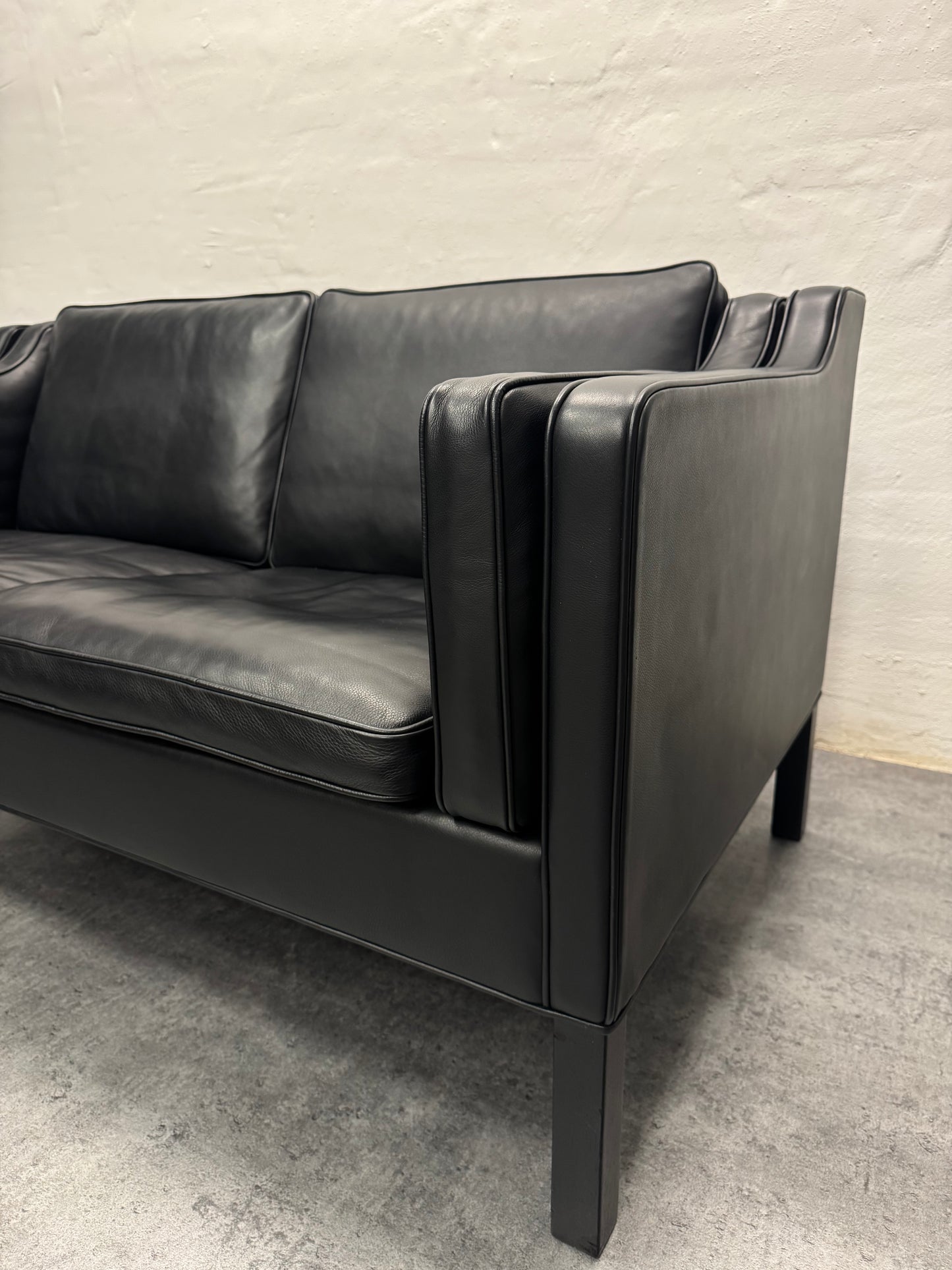 Børge Mogensen ‘2212’ Fritz Hansen.