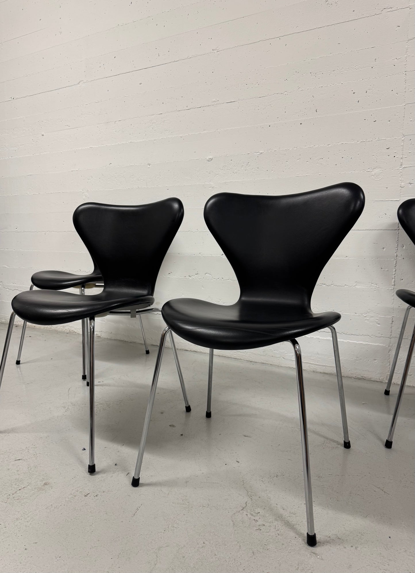 Arne Jacobsen ‘Syveren/3107’ Fritz Hansen.