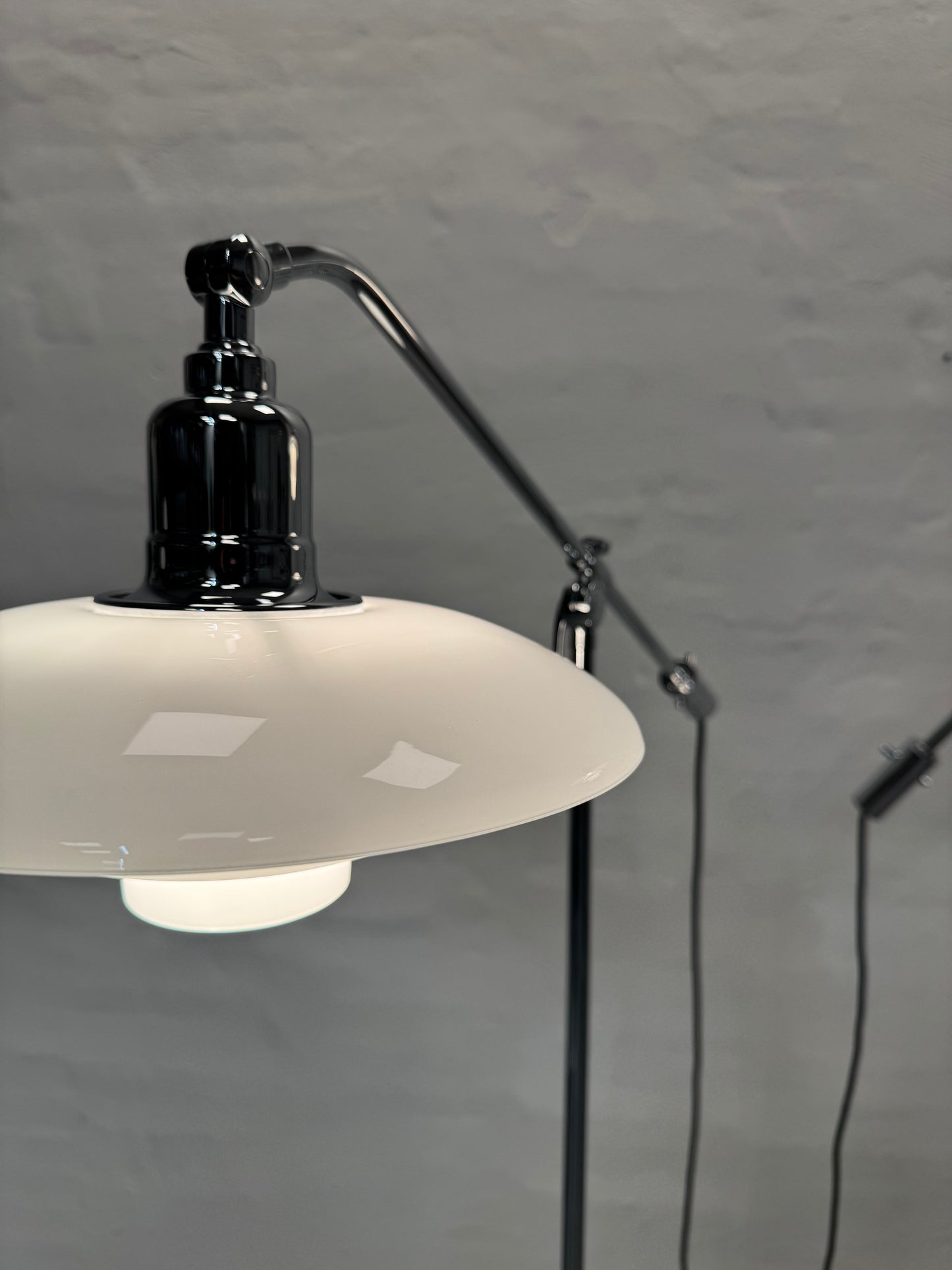 Poul Henningsen ‘Vandpumpen’ Louis Poulsen, gulvlampe.