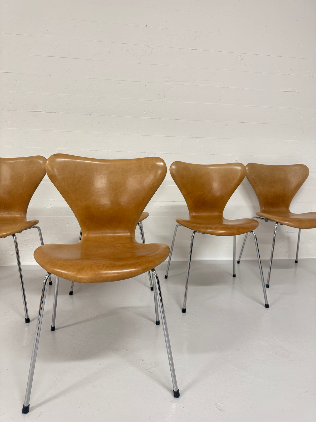 Arne Jacobsen ‘3107’ Fritz Hansen.