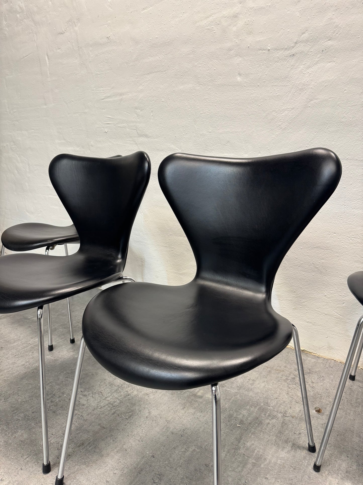 Arne Jacobsen ‘Syveren/3107’ Fritz Hansen.