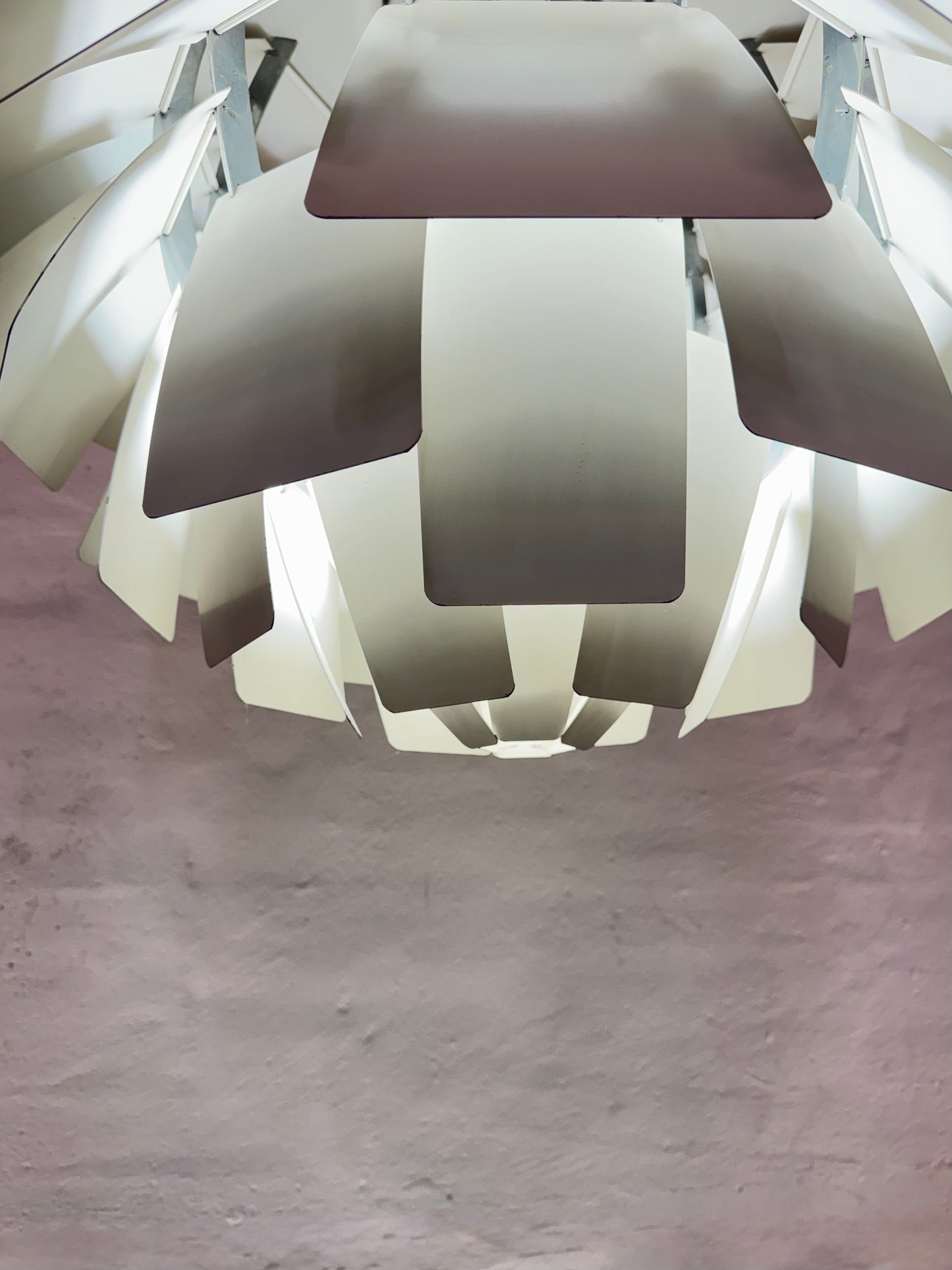 Poul Henningsen ‘Koglen’ Ø72 cm, hvid.