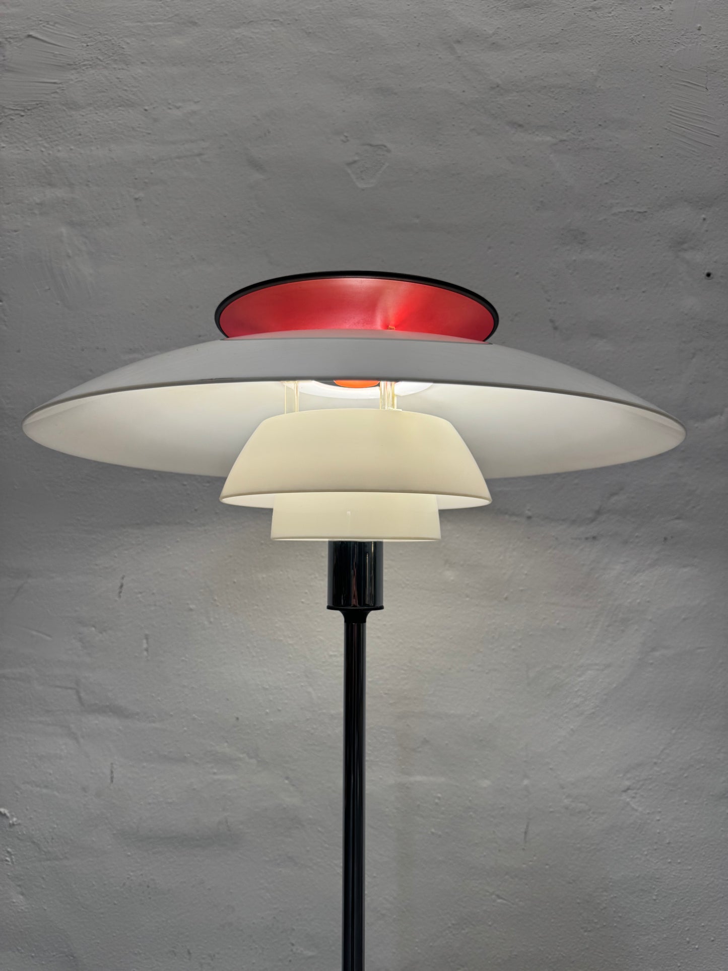 Poul Henningsen ‘PH80’ Louis Poulsen.