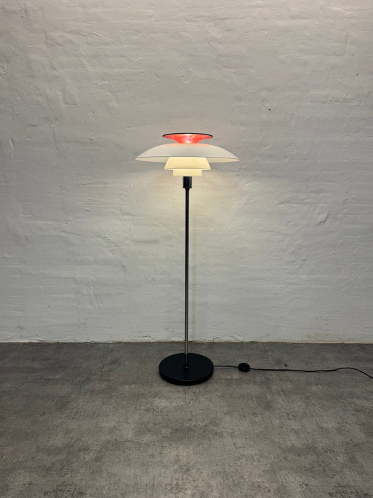 Poul Henningsen ‘PH80’ Louis Poulsen.