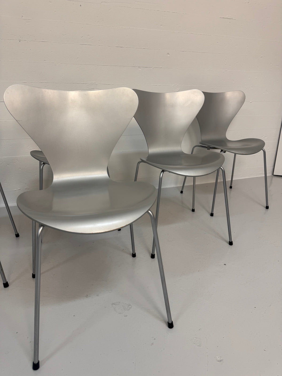 Arne Jacobsen ‘3107’ Fritz Hansen.