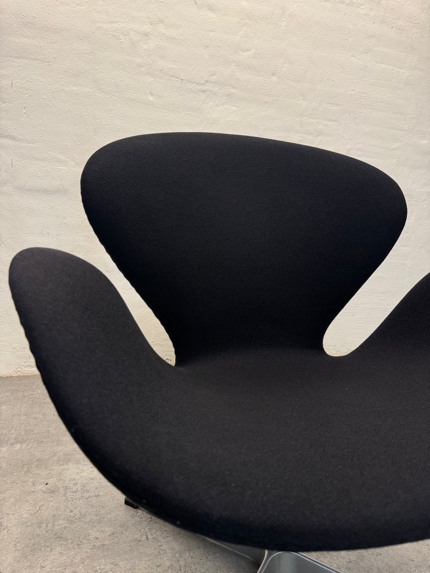 Arne Jacobsen ‘Svanen’ Fritz Hansen.
