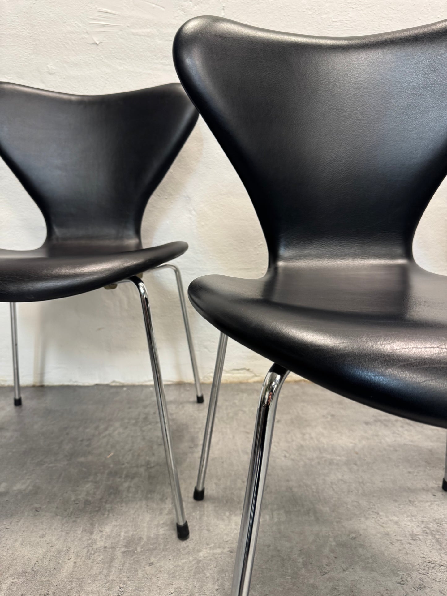 Arne Jacobsen ‘Syveren/3107’ Fritz Hansen.