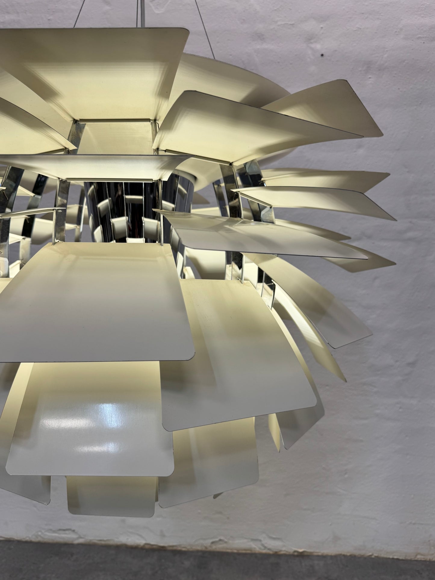 Poul Henningsen ‘Koglen’ Ø72 cm, hvid.
