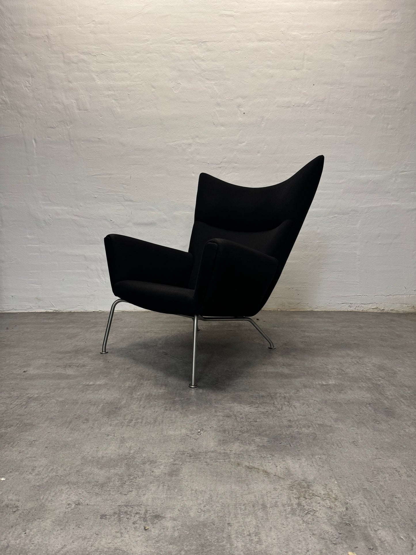 Hans J. Wegner ‘CH445 / Wing Chair’ Carl Hansen & Søn.