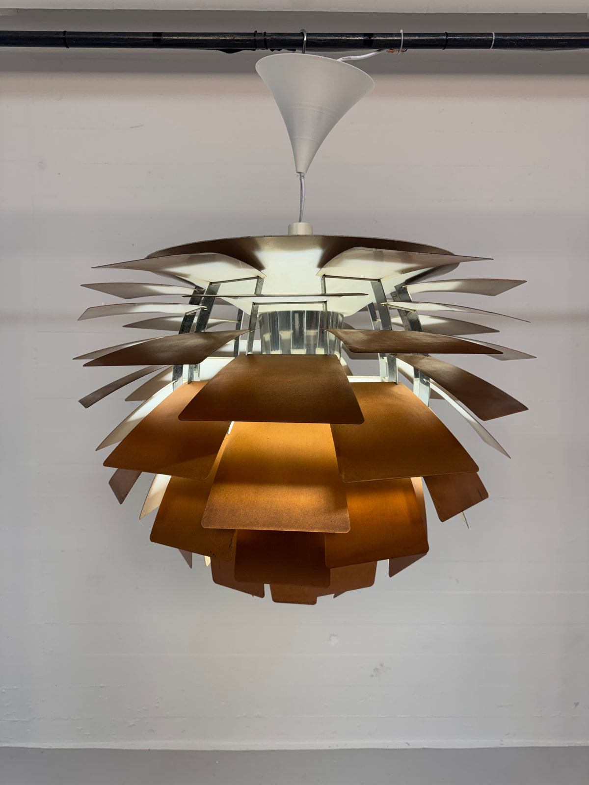 Ø84cm, Poul Henningsen ‘Koglen’ Louis Poulsen.