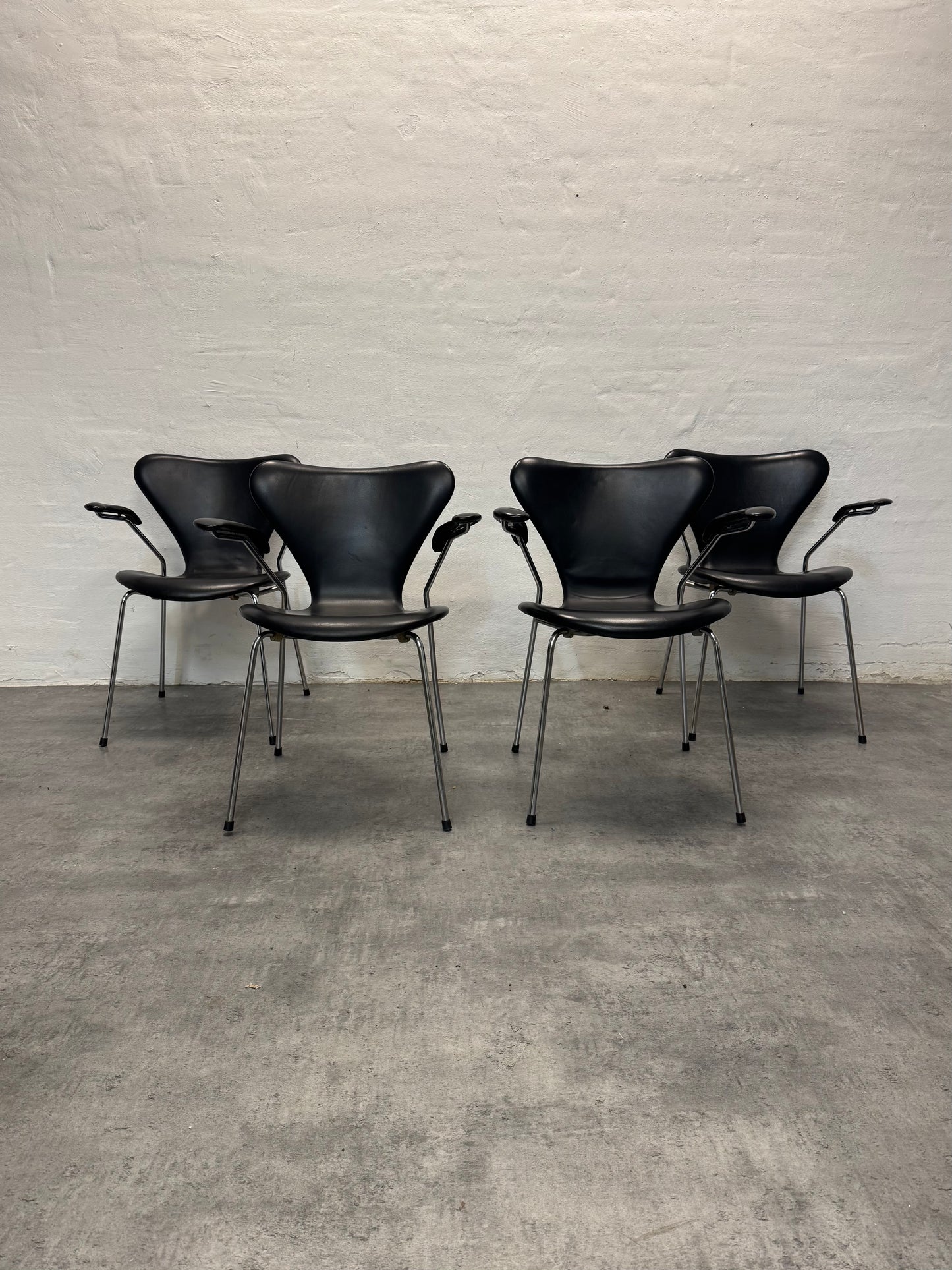 Arne Jacobsen ‘3207’ Fritz Hansen.
