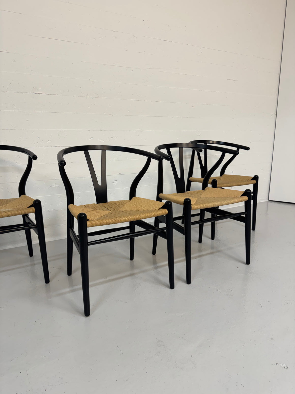 Hans J. Wegner ‘CH-24’ Carl Hansen & Søn.