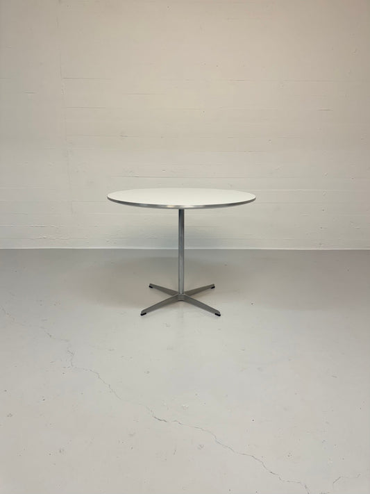 Arne Jacobsen ‘A623’ Fritz Hansen.