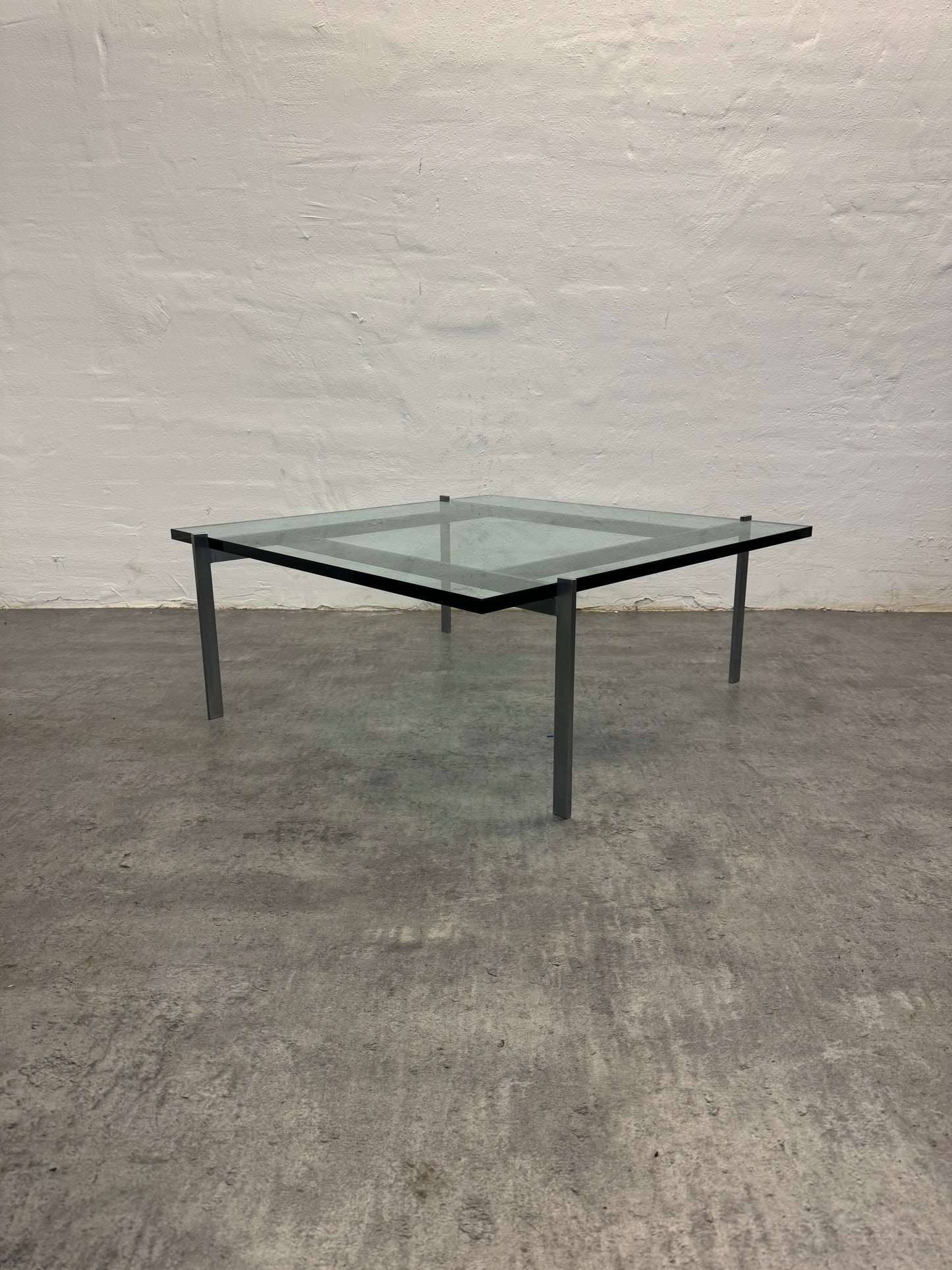 Poul Kjærholm ‘PK-61’ Fritz Hansen.