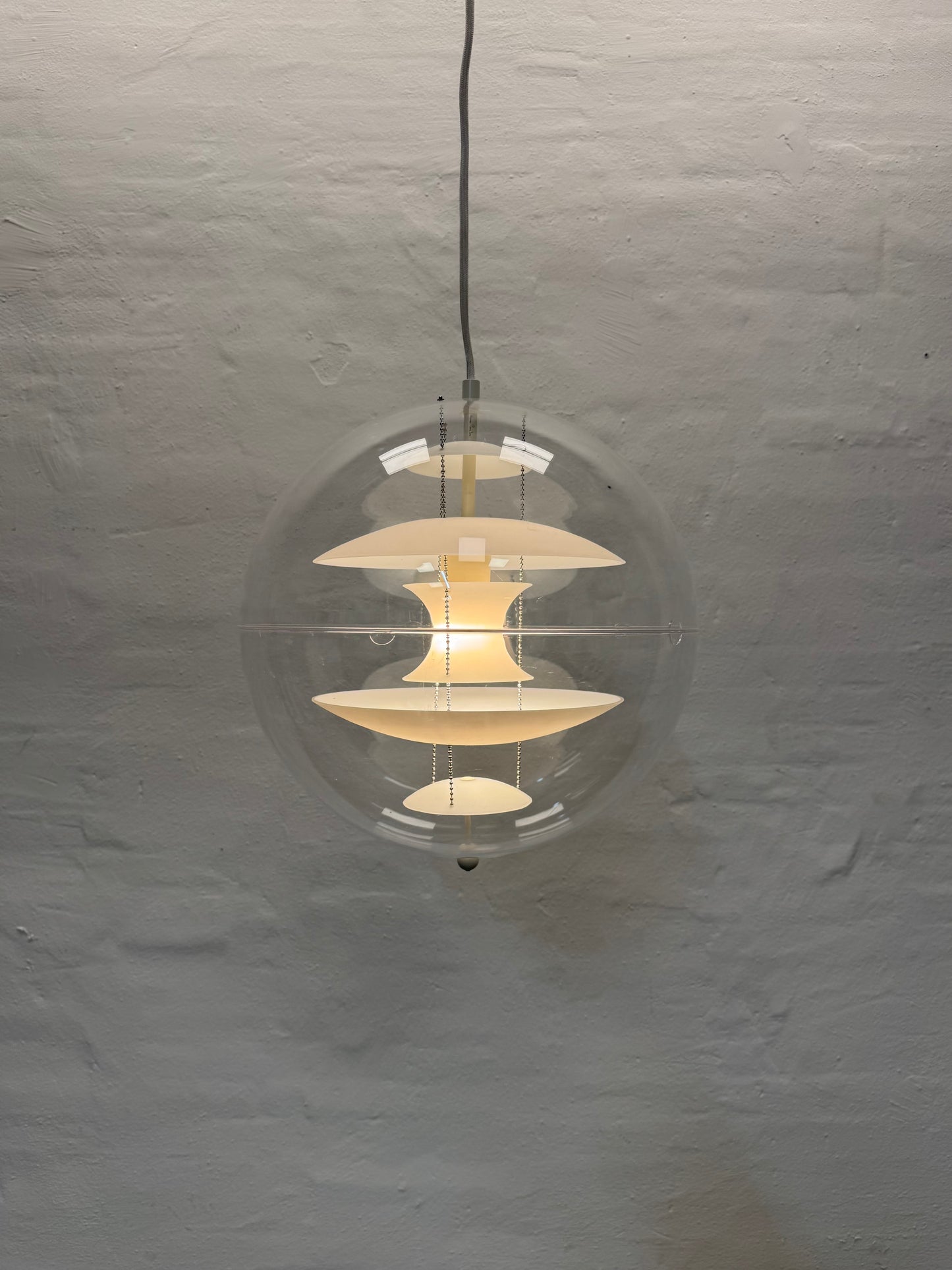 GLAS. Verner Panton ‘Globe’ – Loftlampe, glas.