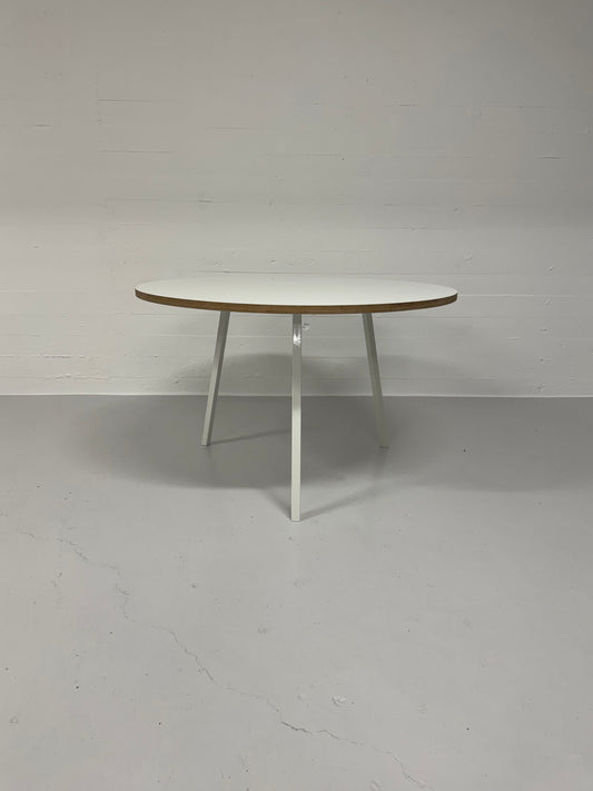 Leif Jørgensen ‘Loop Stand’ HAY.