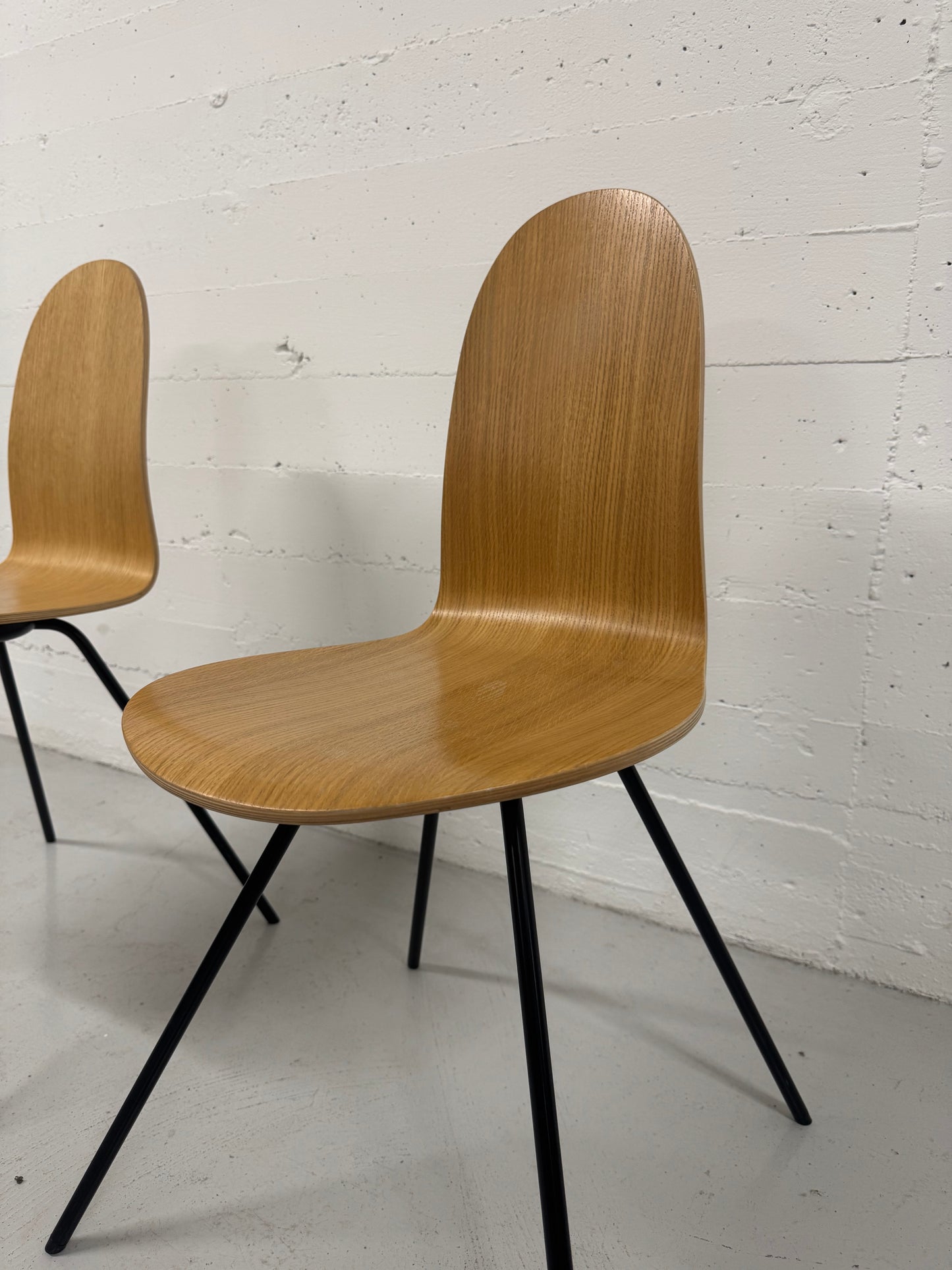 Arne Jacobsen ‘Tungen/3102’ Howe.