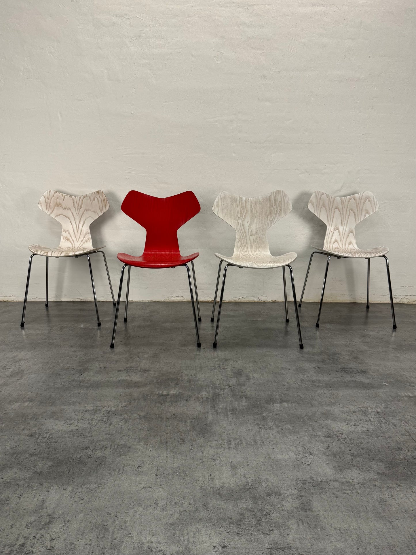 Arne Jacobsen ‘Grand Prix/3130’ Fritz Hansen.