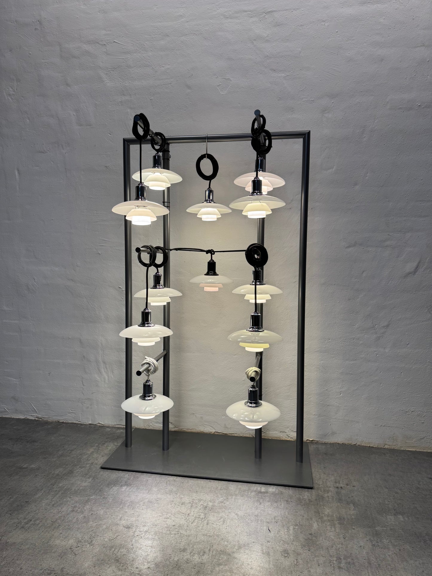 Poul Henningsen, “PH 2/1” pendel Louis Poulsen.