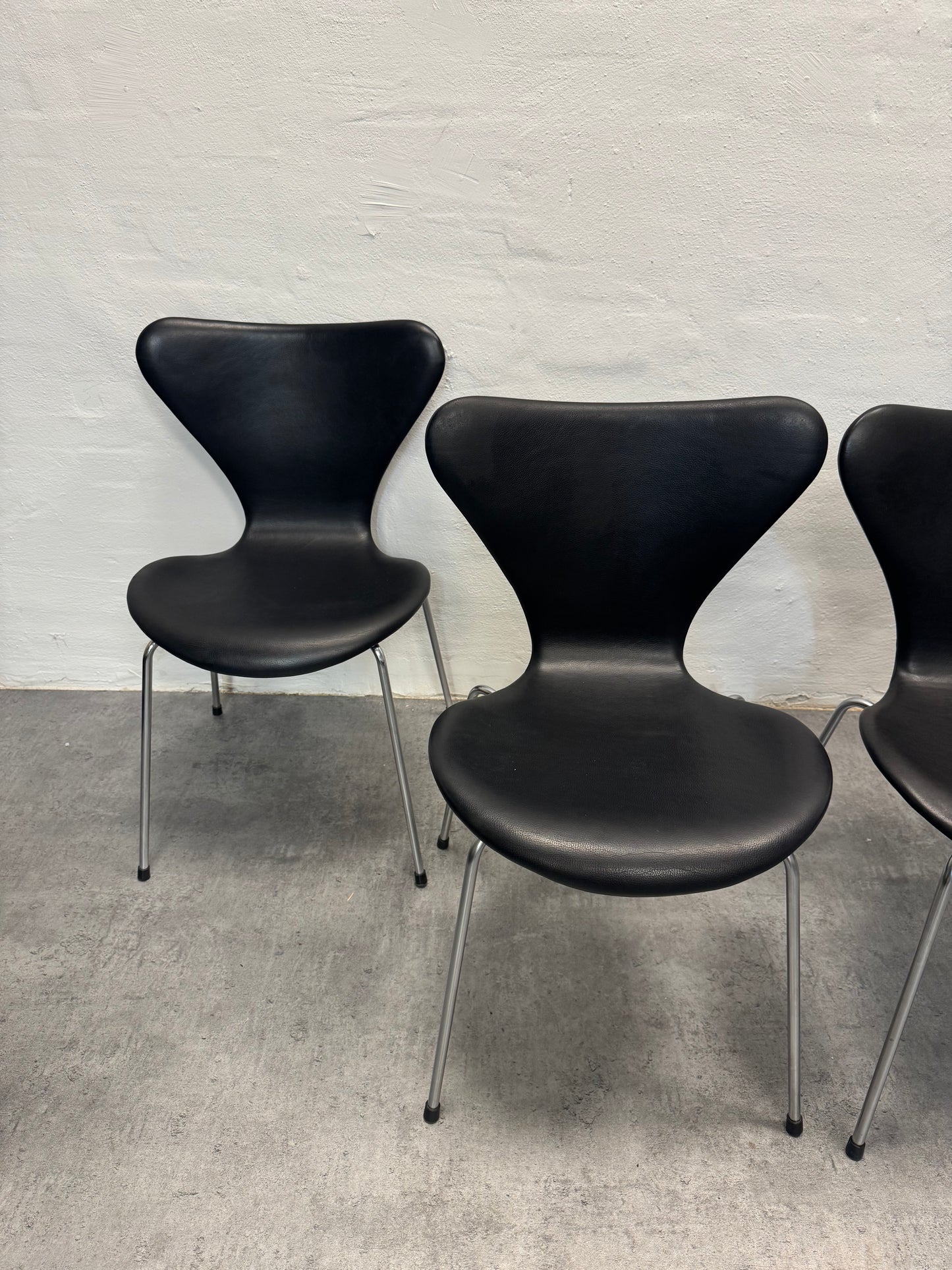 Arne Jacobsen ‘Syveren/3107’ Fritz Hansen.