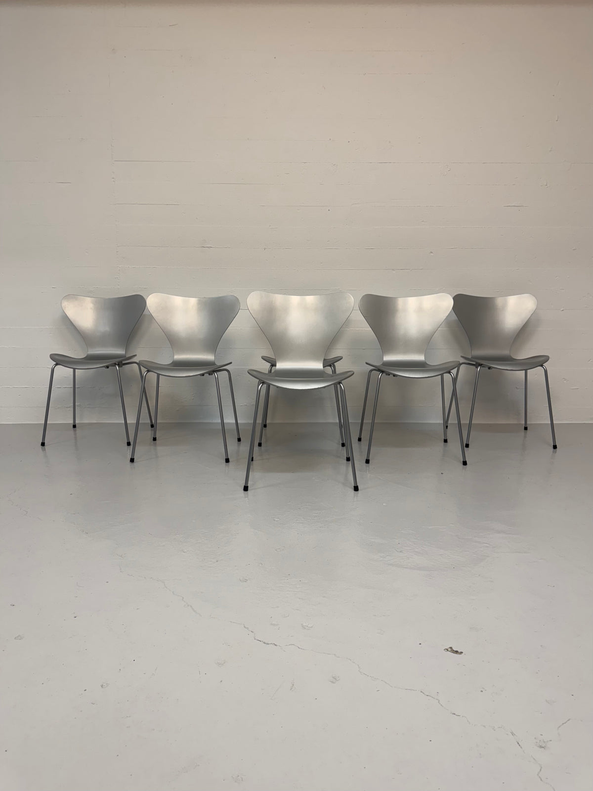 Arne Jacobsen ‘3107’ Fritz Hansen.