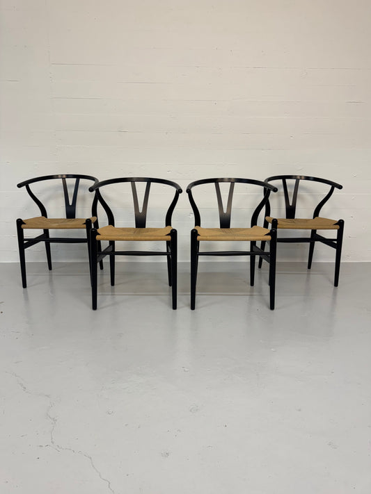 Hans J. Wegner ‘CH-24’ Carl Hansen & Søn.