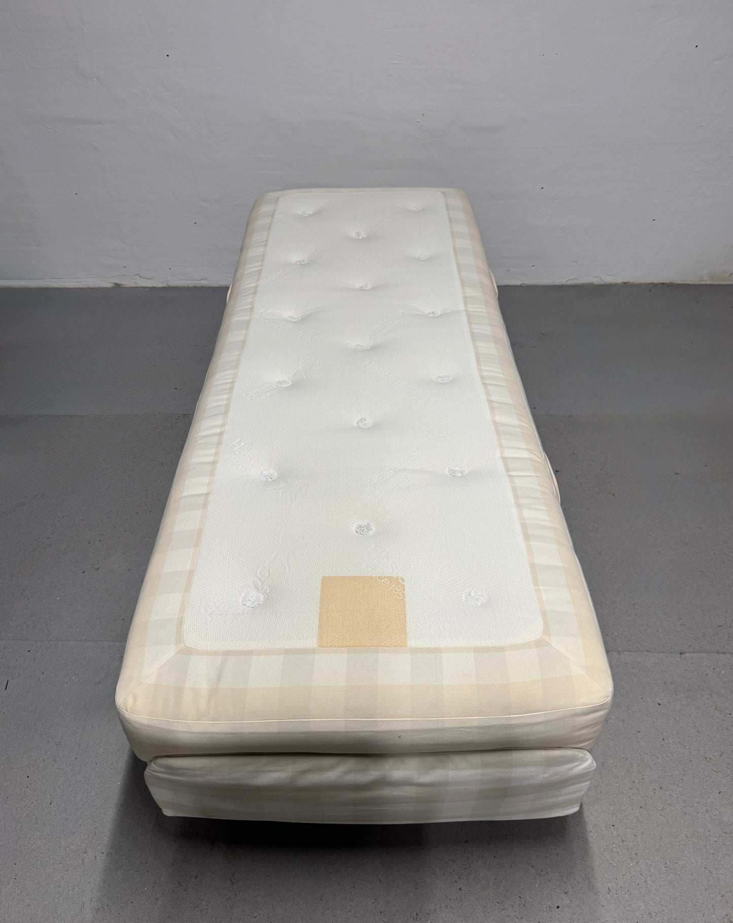 Hästens elevationsseng  – 80x210cm.