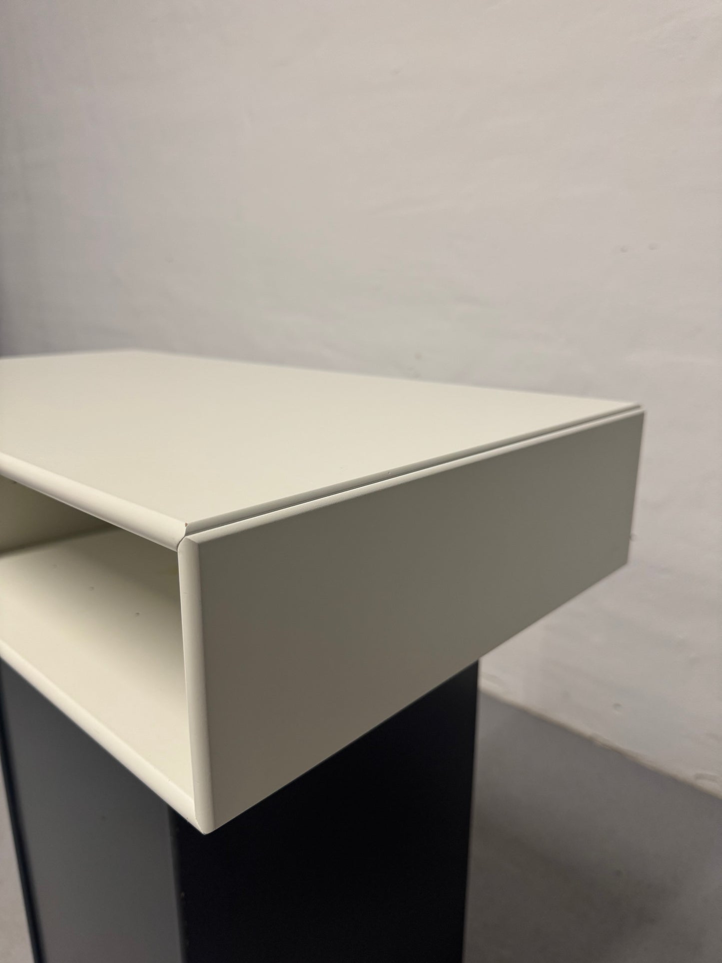 Peter J. Lassen, Montana TV-modul.