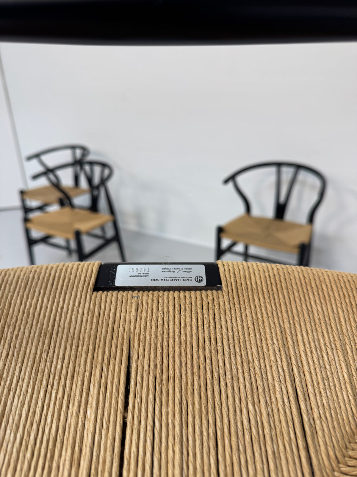 Hans J. Wegner ‘CH-24’ Carl Hansen & Søn.