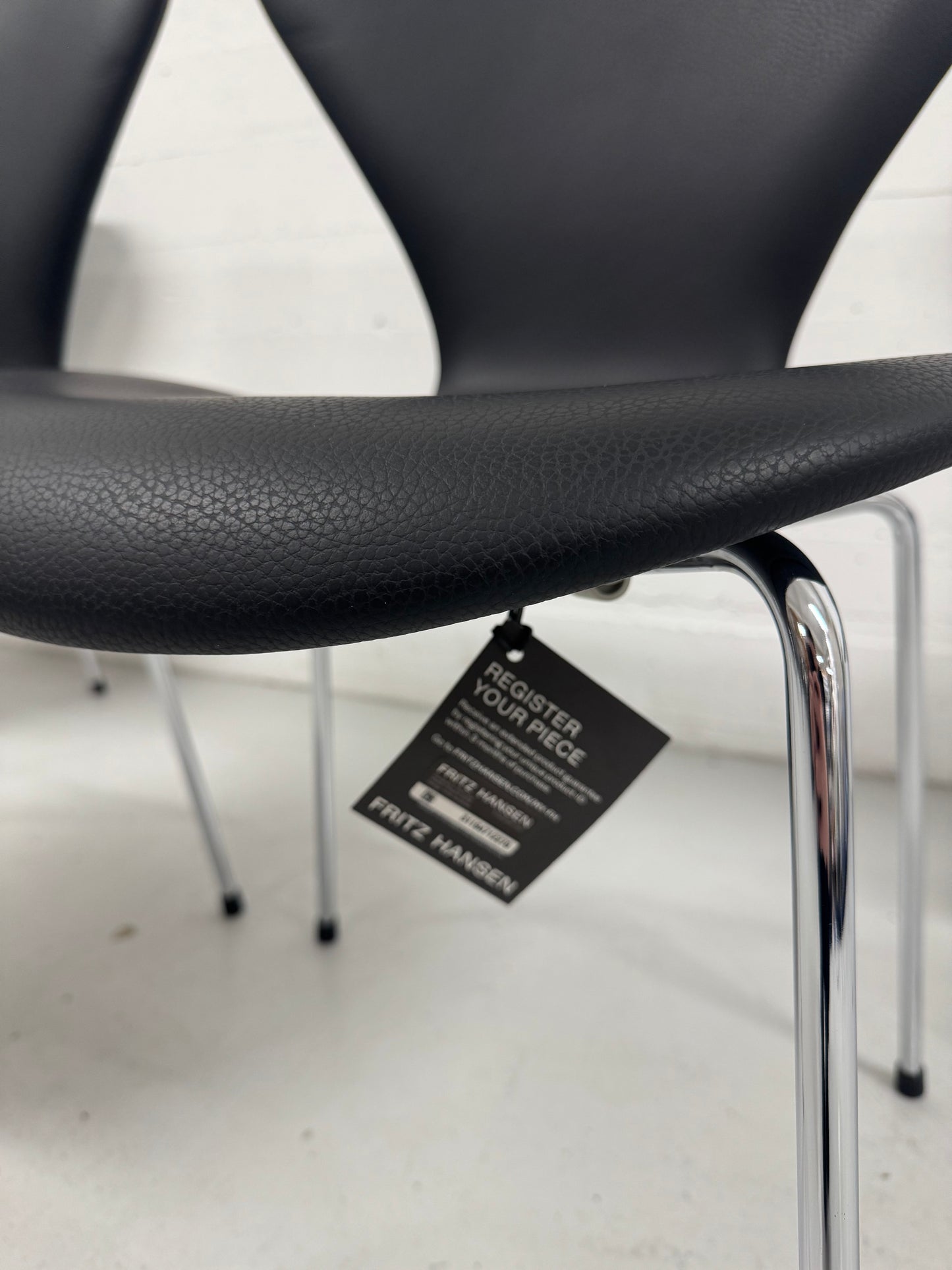 Arne Jacobsen ‘Syveren/3107’ Fritz Hansen.