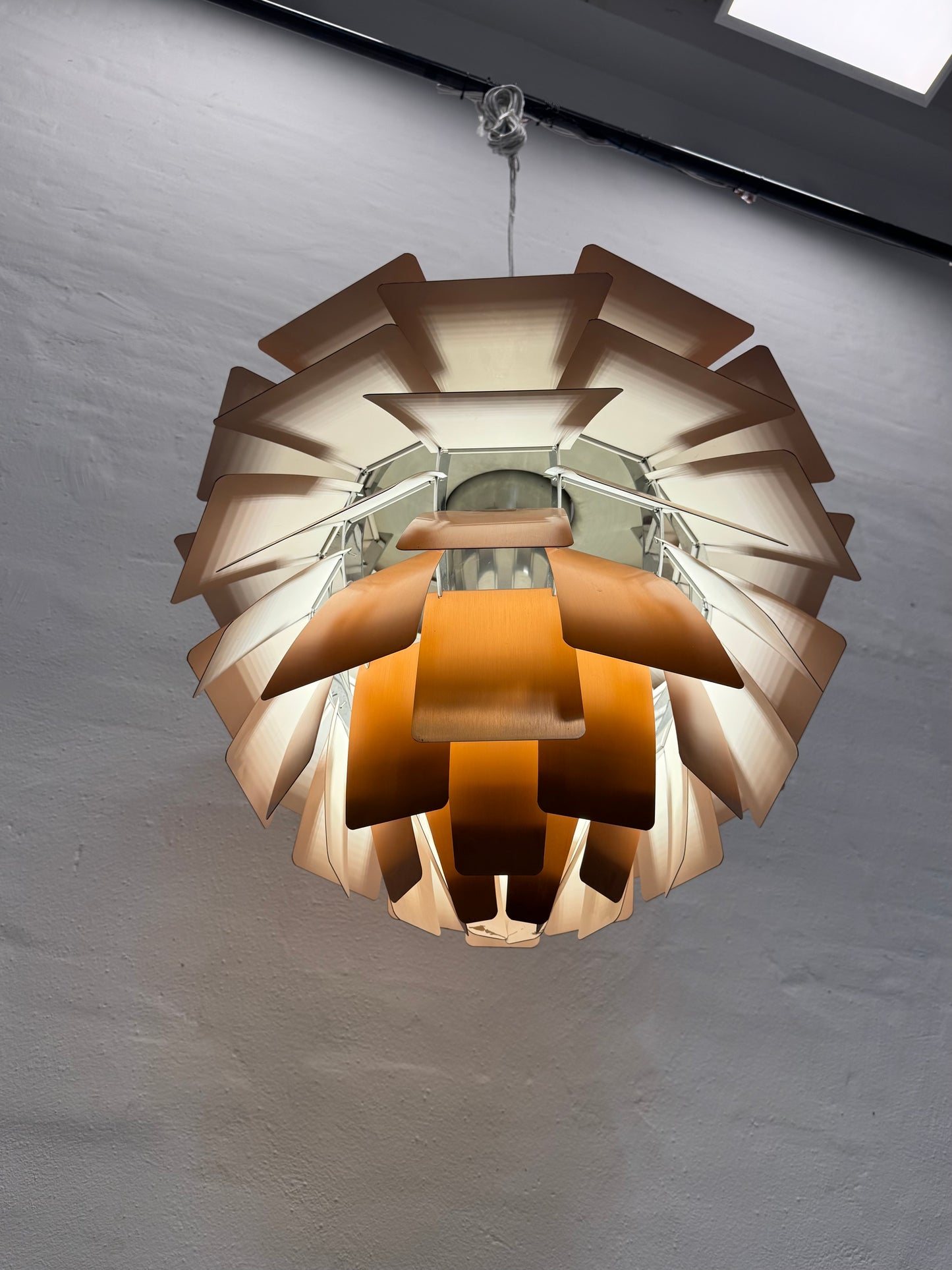 Ø60cm, Poul Henningsen ‘Koglen’ Louis Poulsen.