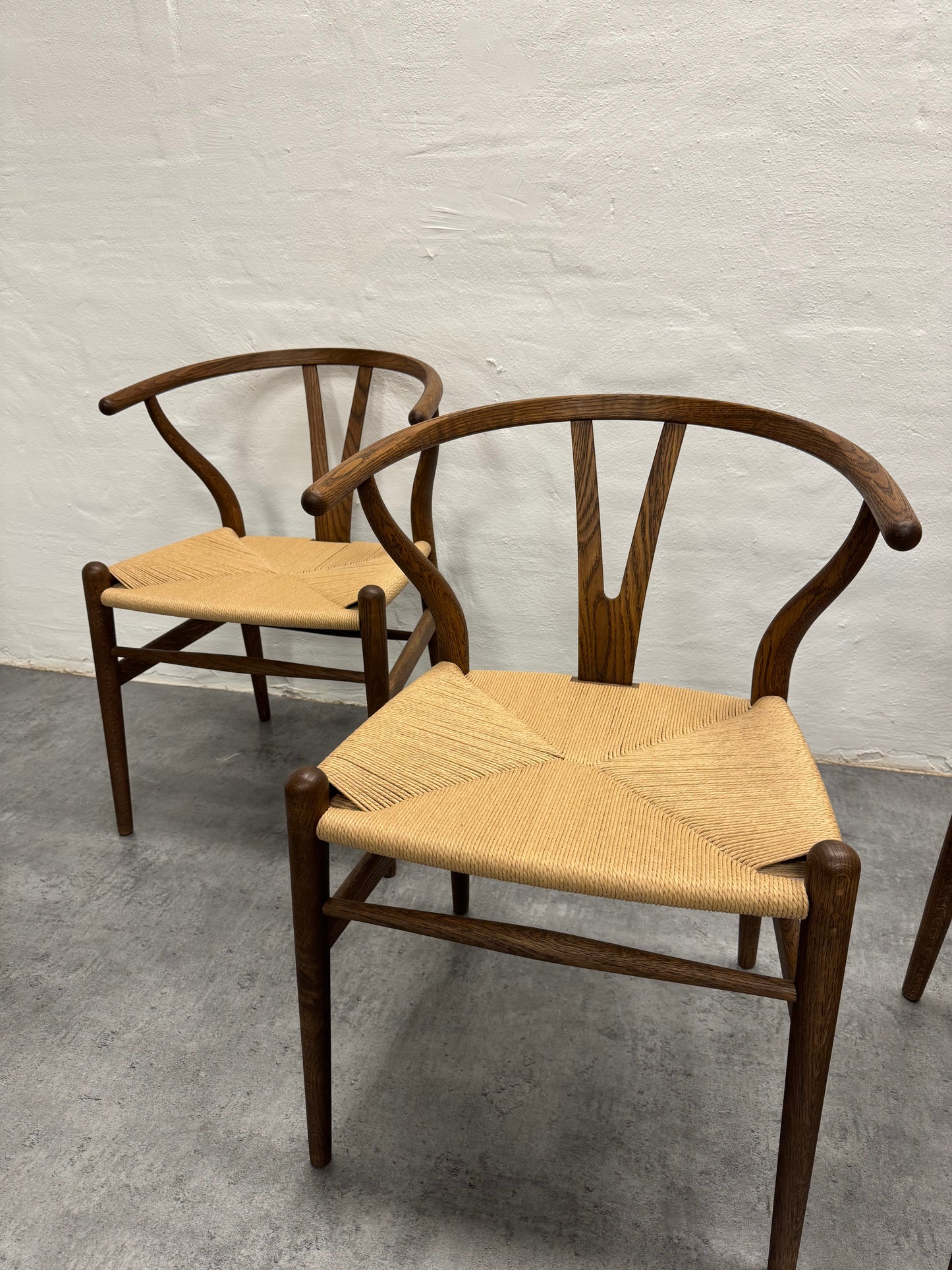 Hans J. Wegner ‘CH24/Y-stolen’ Carl Hansen & Søn.