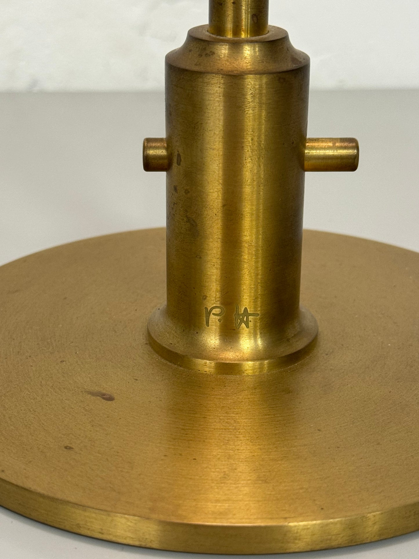 Poul Henningsen, “PH 3/2” Louis Poulsen.