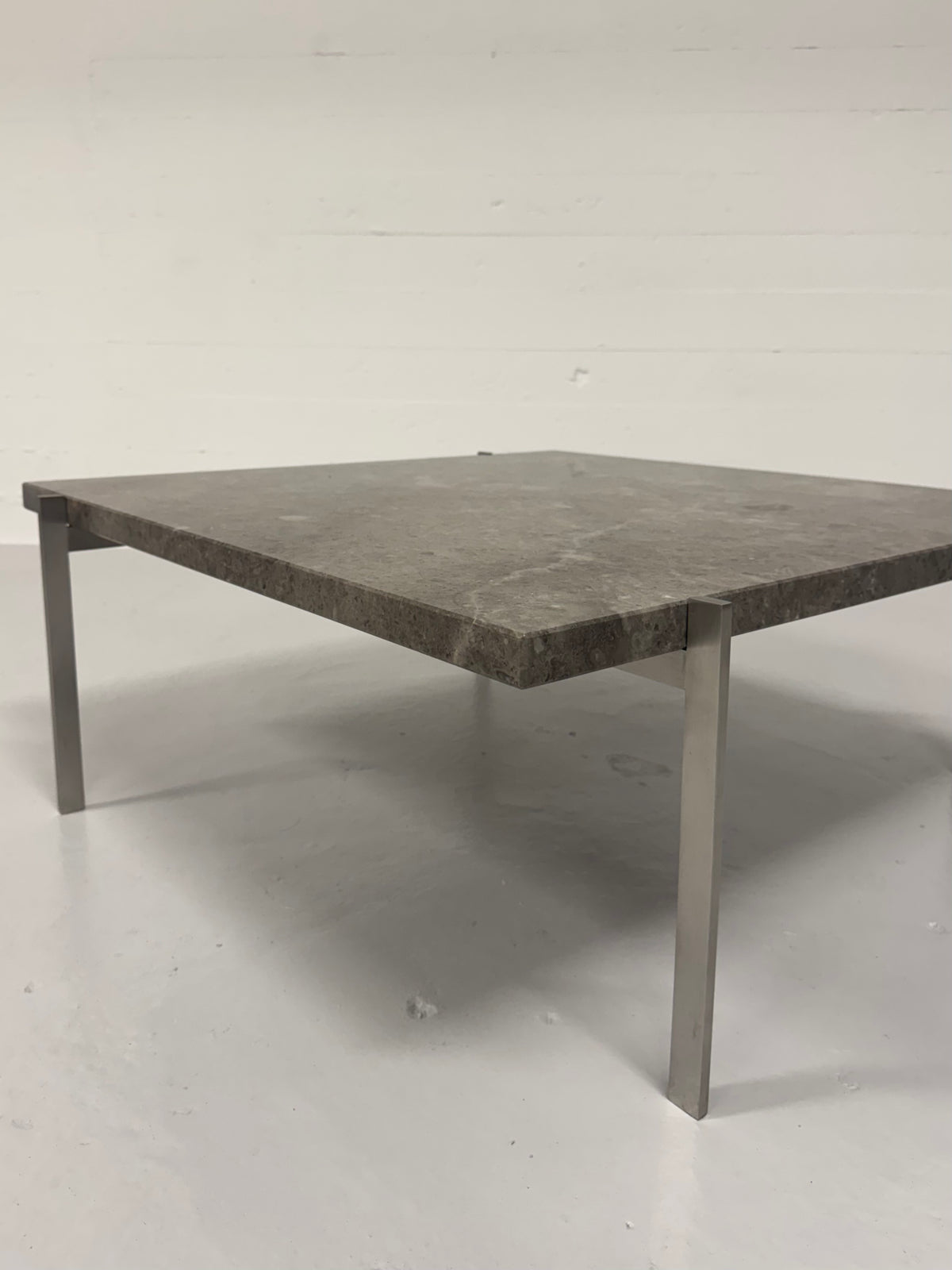 Poul Kjærholm ‘PK-61’ Fritz Hansen.